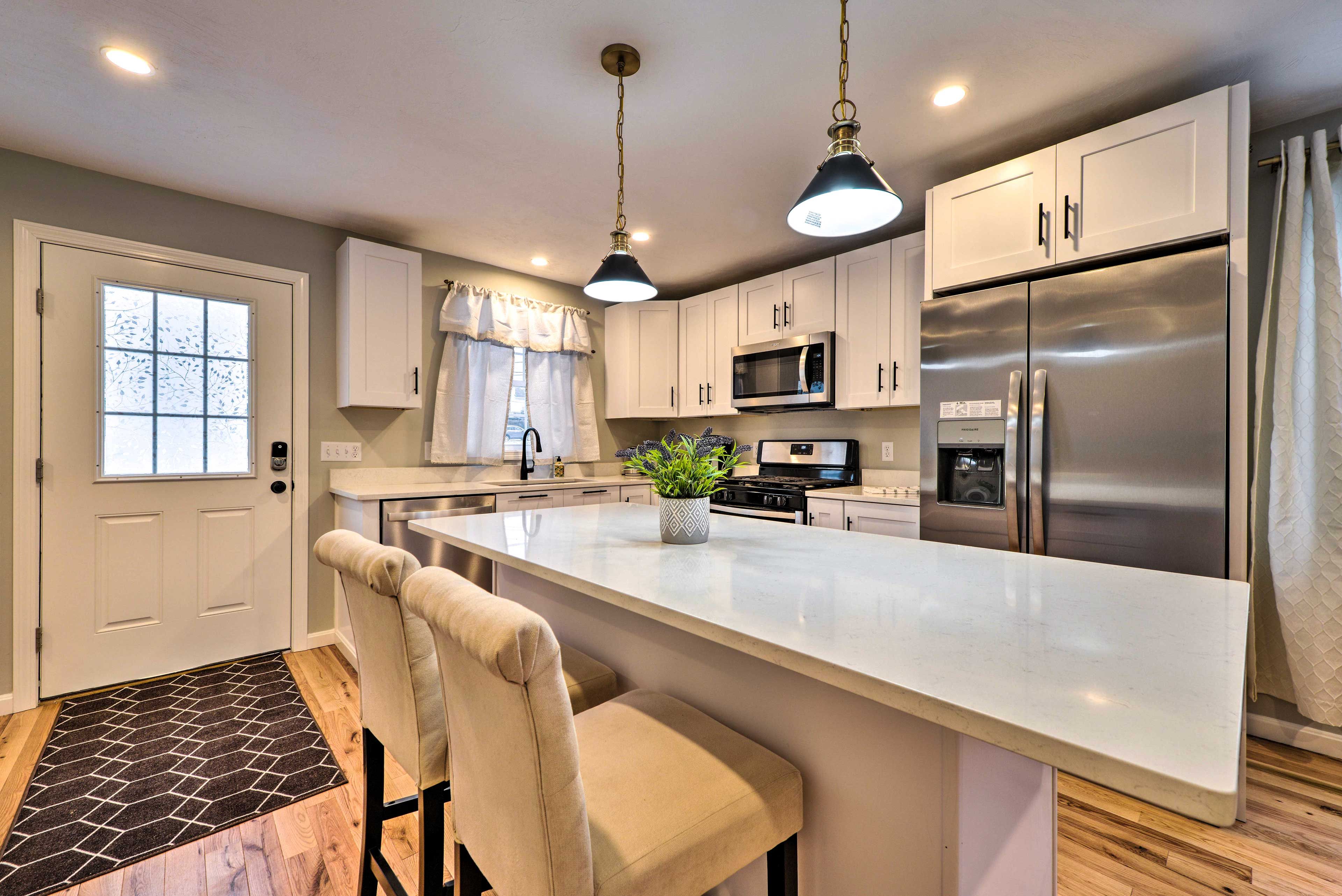 Kitchen | Blender | Coffee Grinder | Crockpot | Keurig Coffee Maker | Toaster