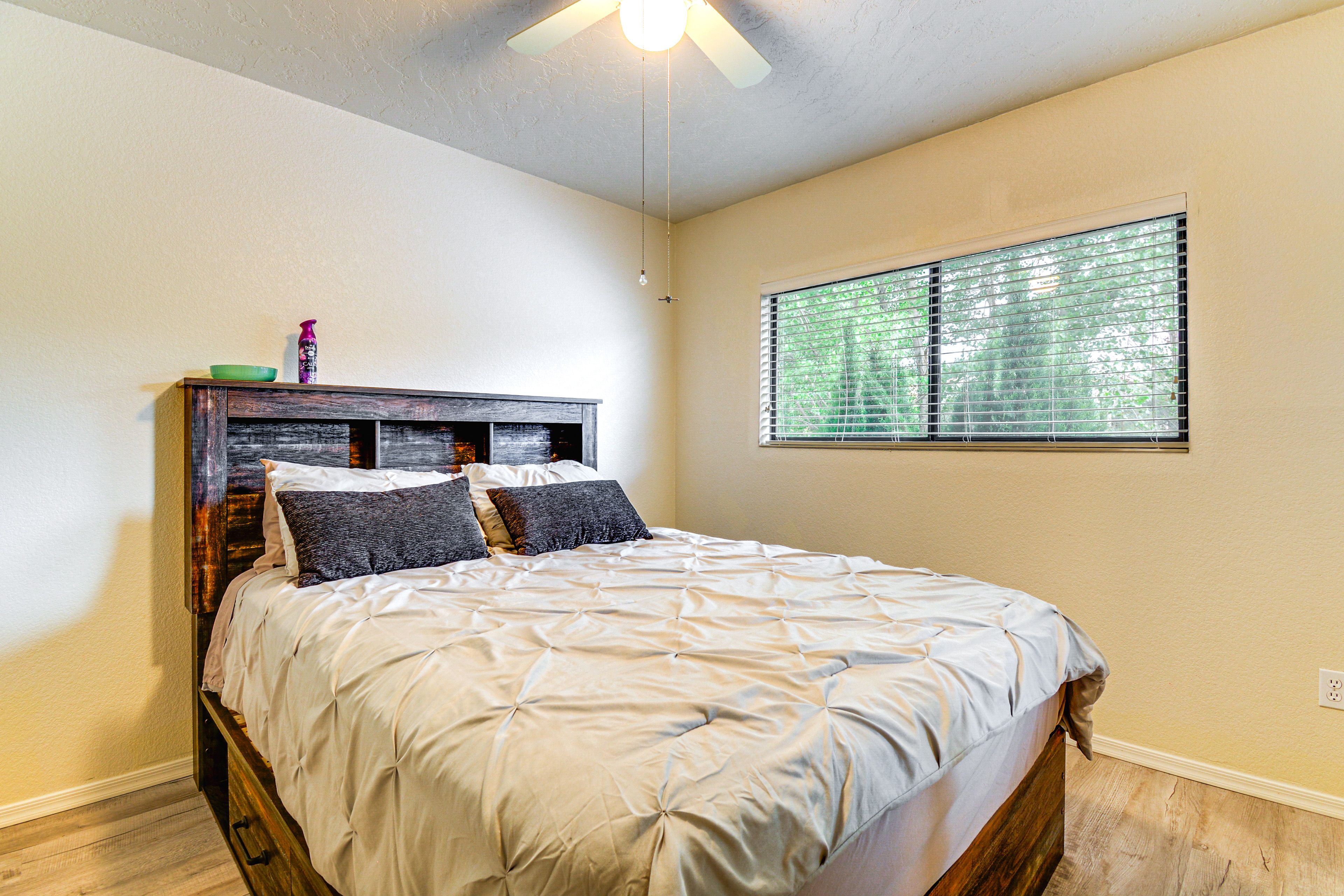 Bedroom 2 | Queen Bed | Smart TV w/ Cable