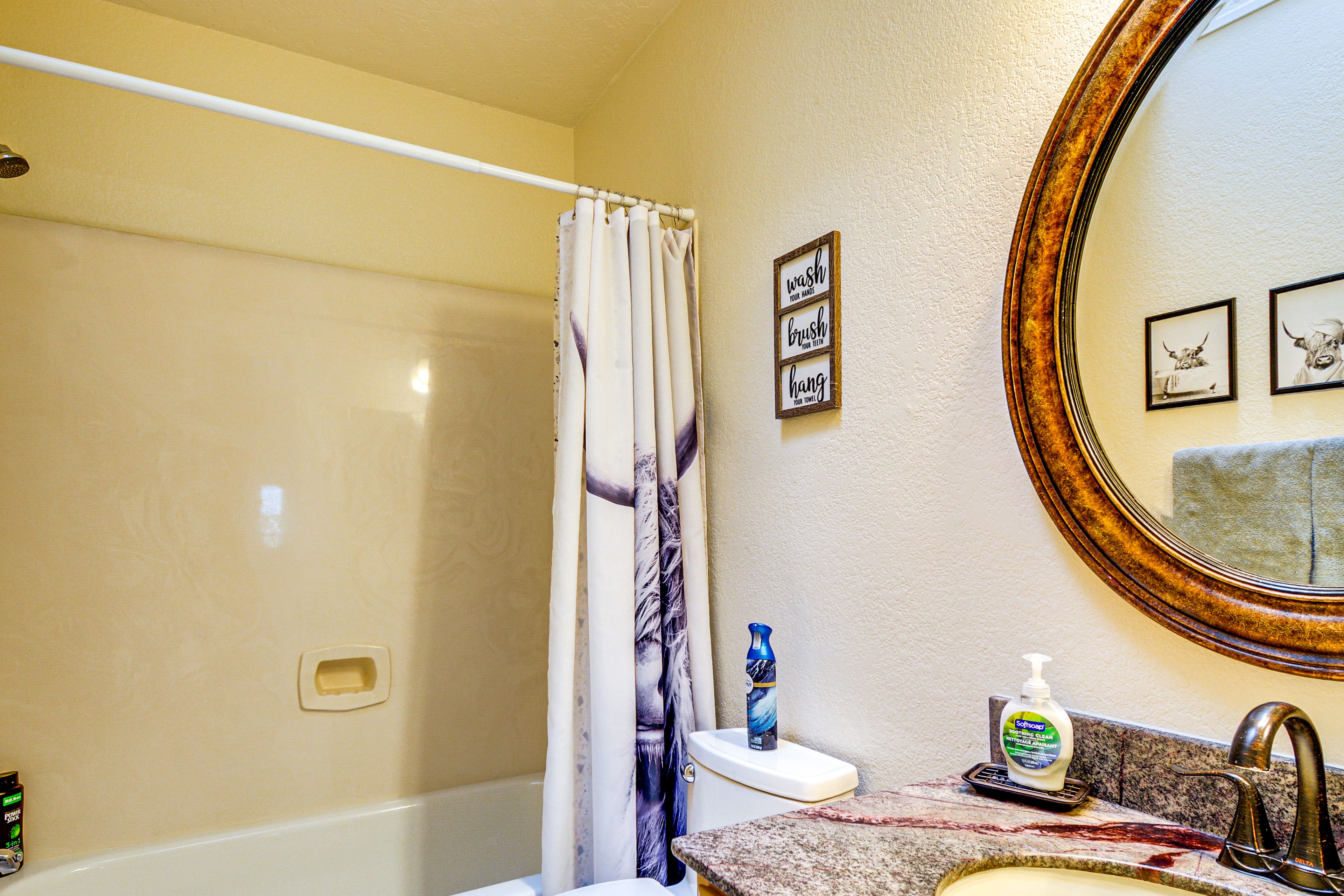 Full Bathroom