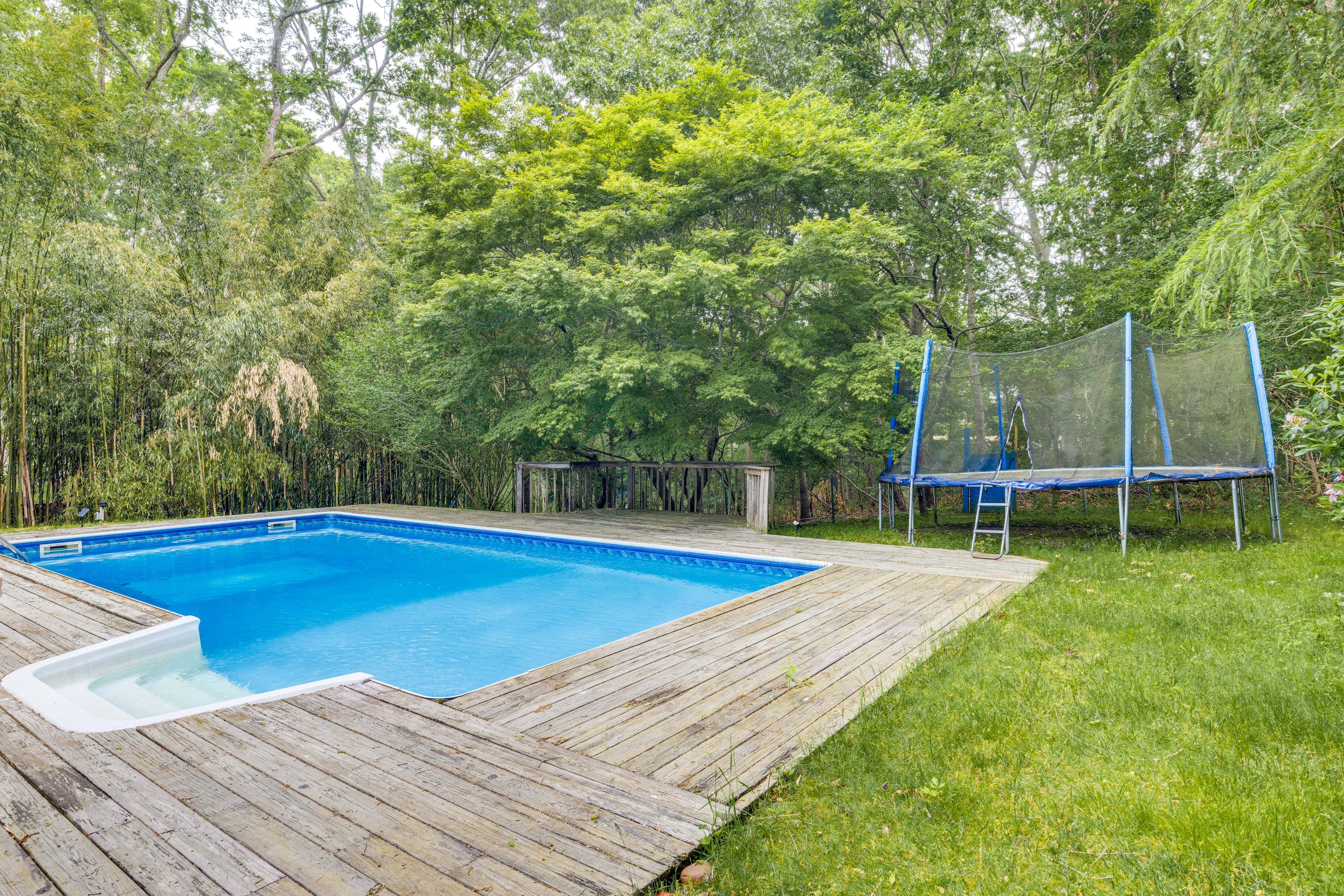 Seasonal Heated Pool (w/ Additional Fee)