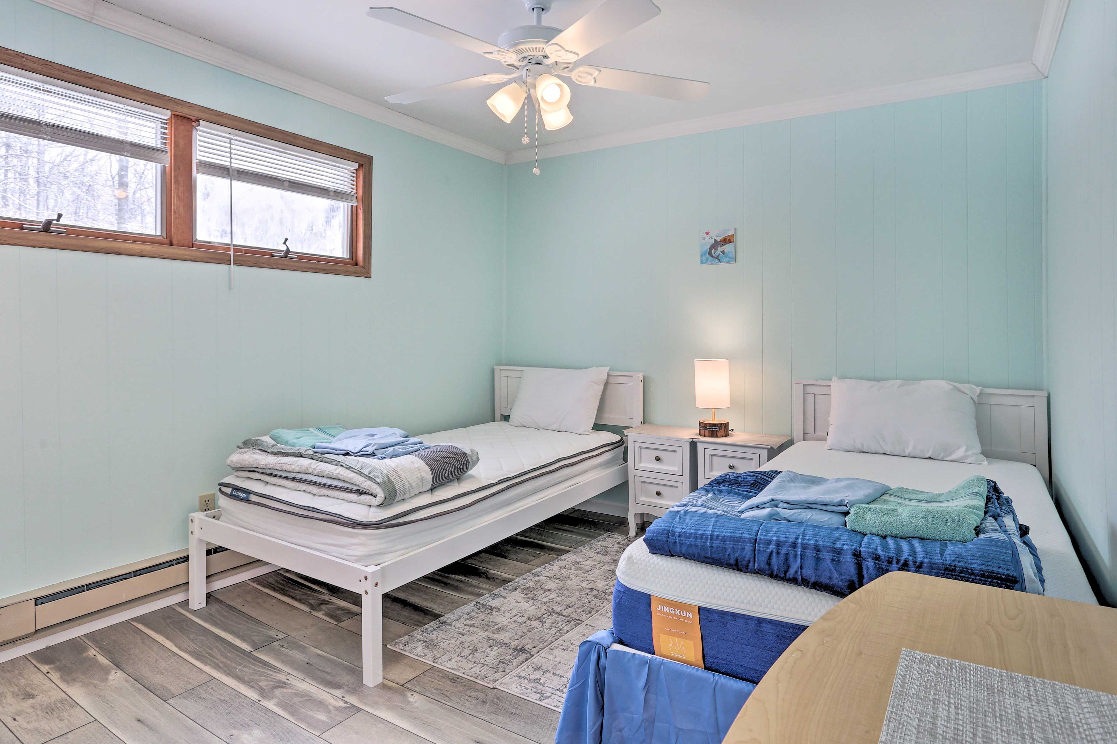 Bedroom 4 | 2 Twin Beds | Main Floor