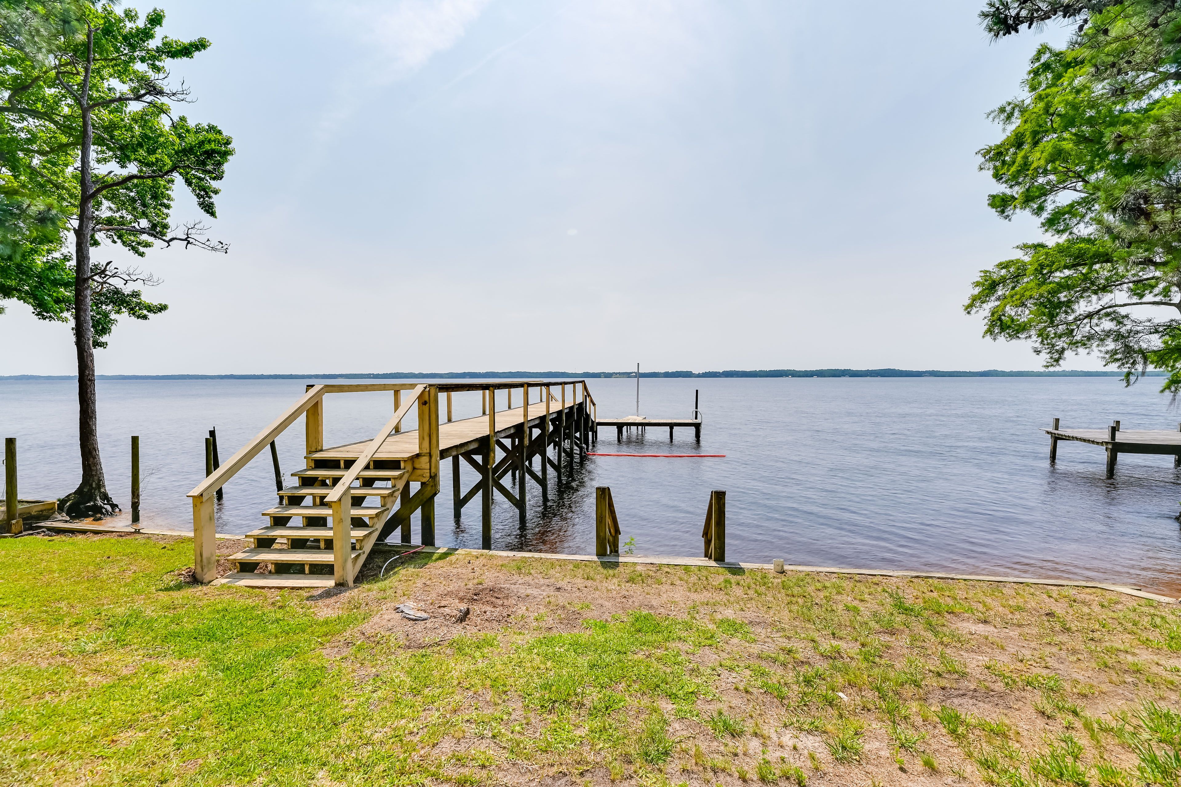 Private Screened-In Porch | Shared Boat Dock Access