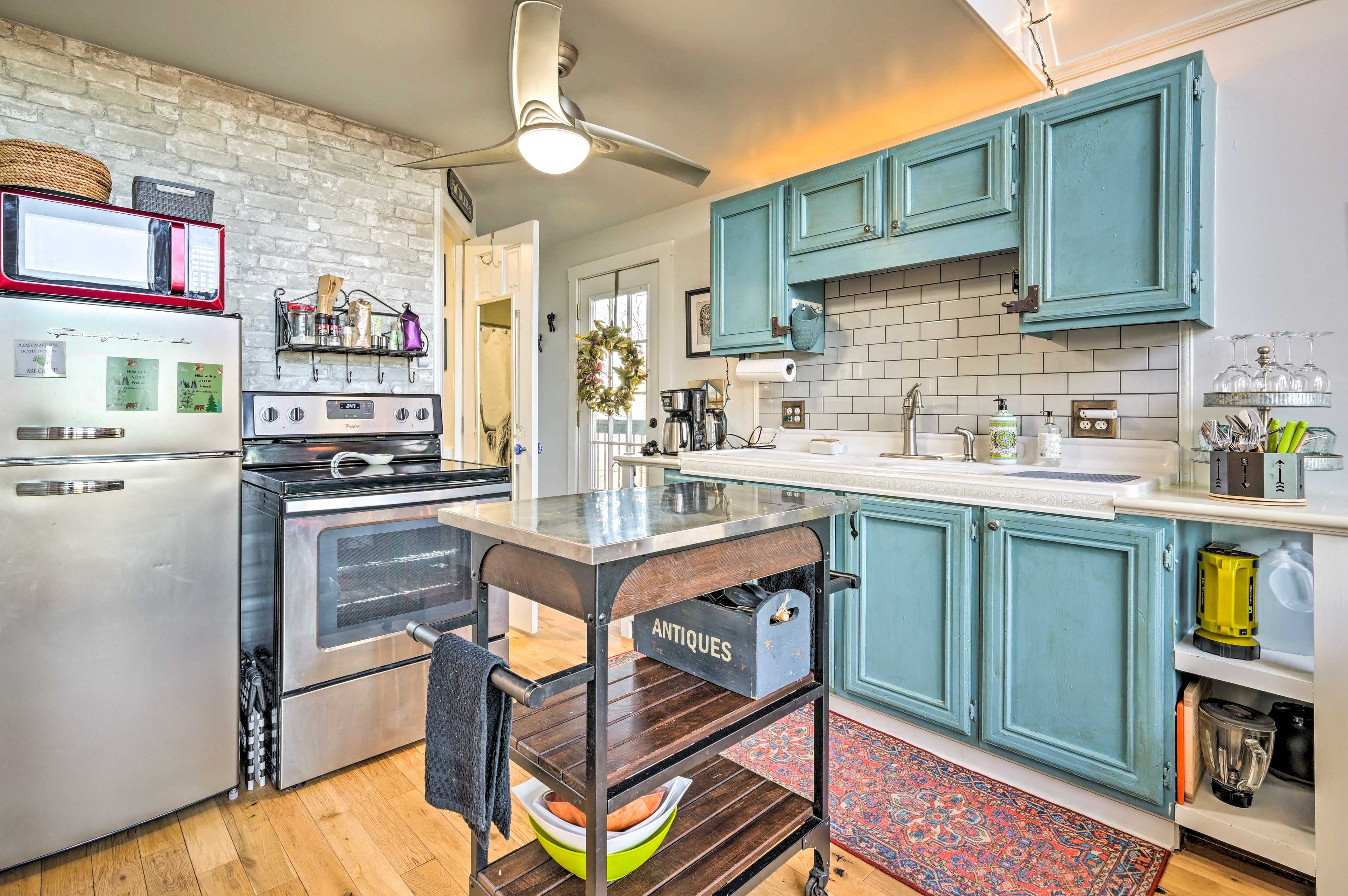 Kitchen | Cooking Basics | Coffee Maker | Blender