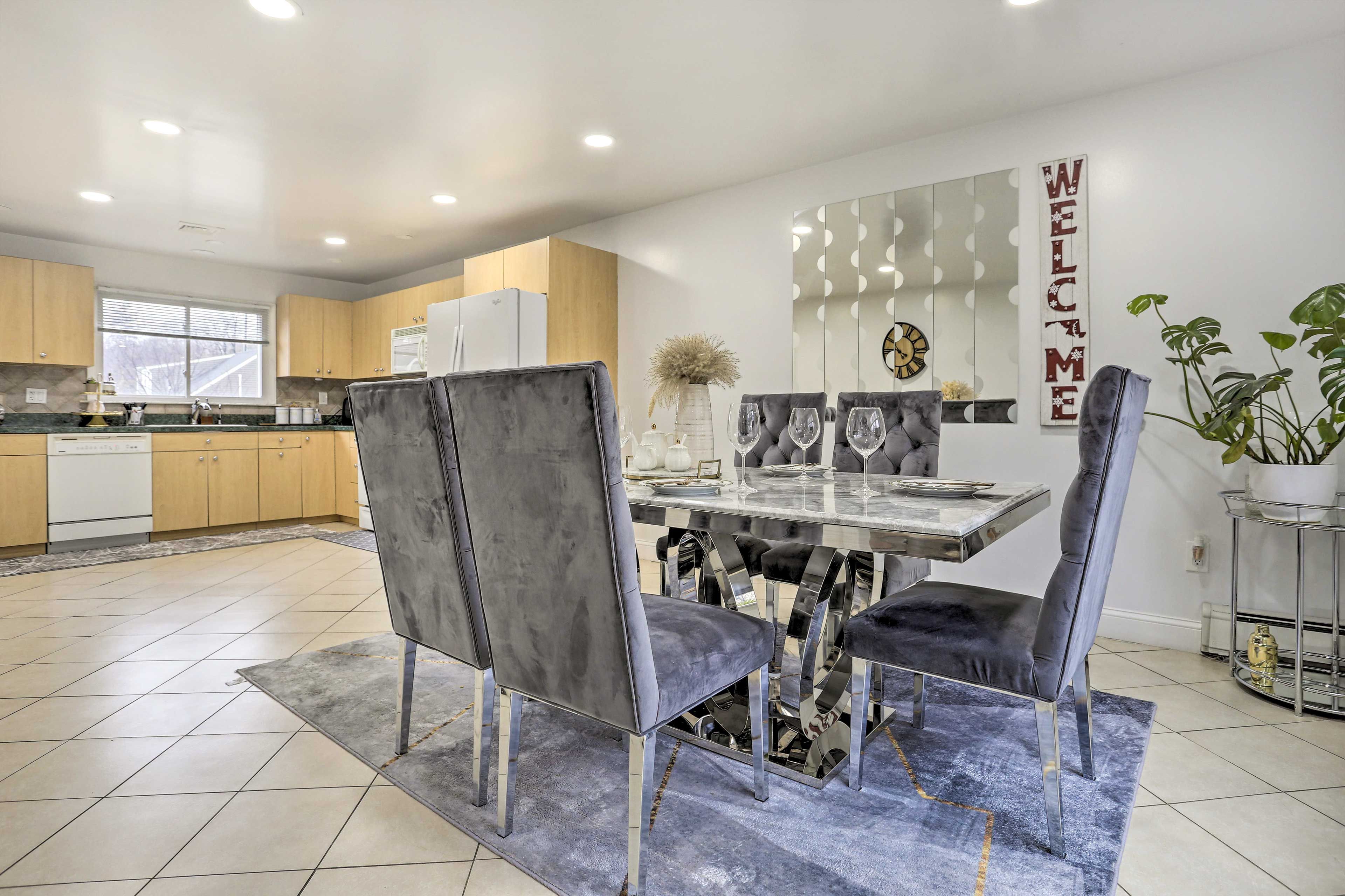 Dining Room | 1st Floor