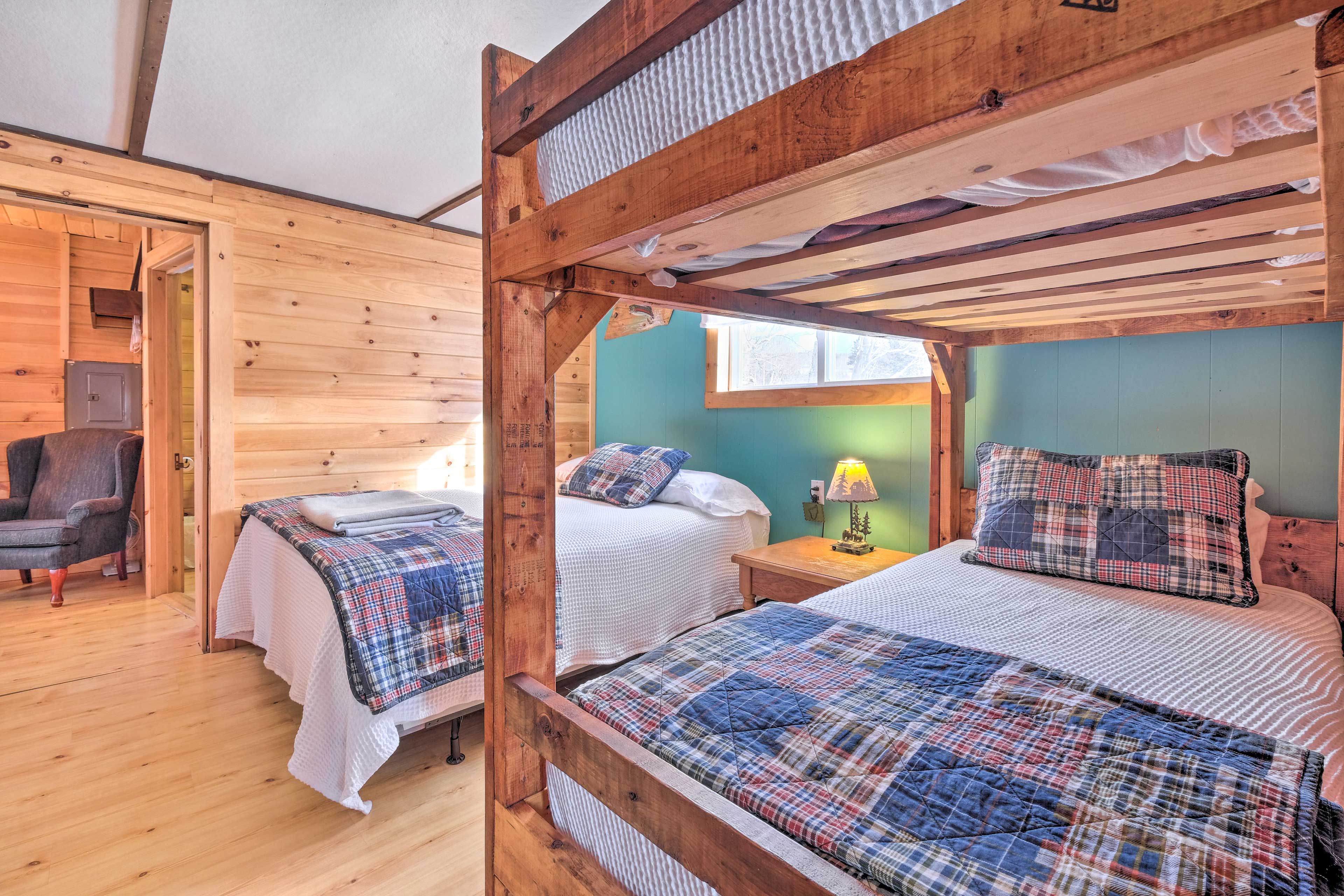 Bedroom 1 | Queen Bed | Twin Bunk Bed | Linens Provided | Smart TV