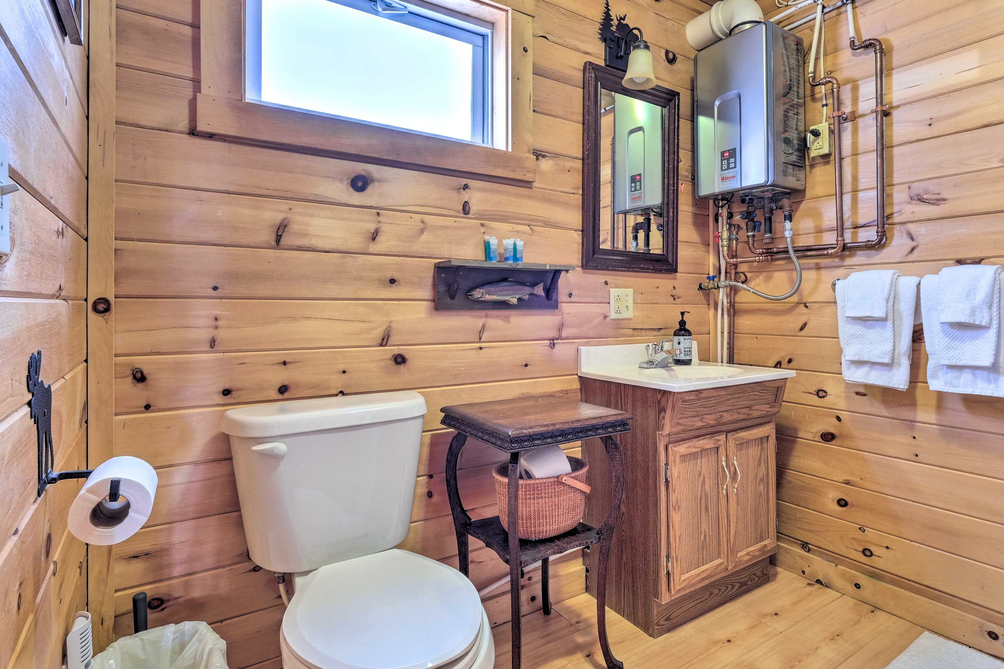 Bathroom | Towels Provided