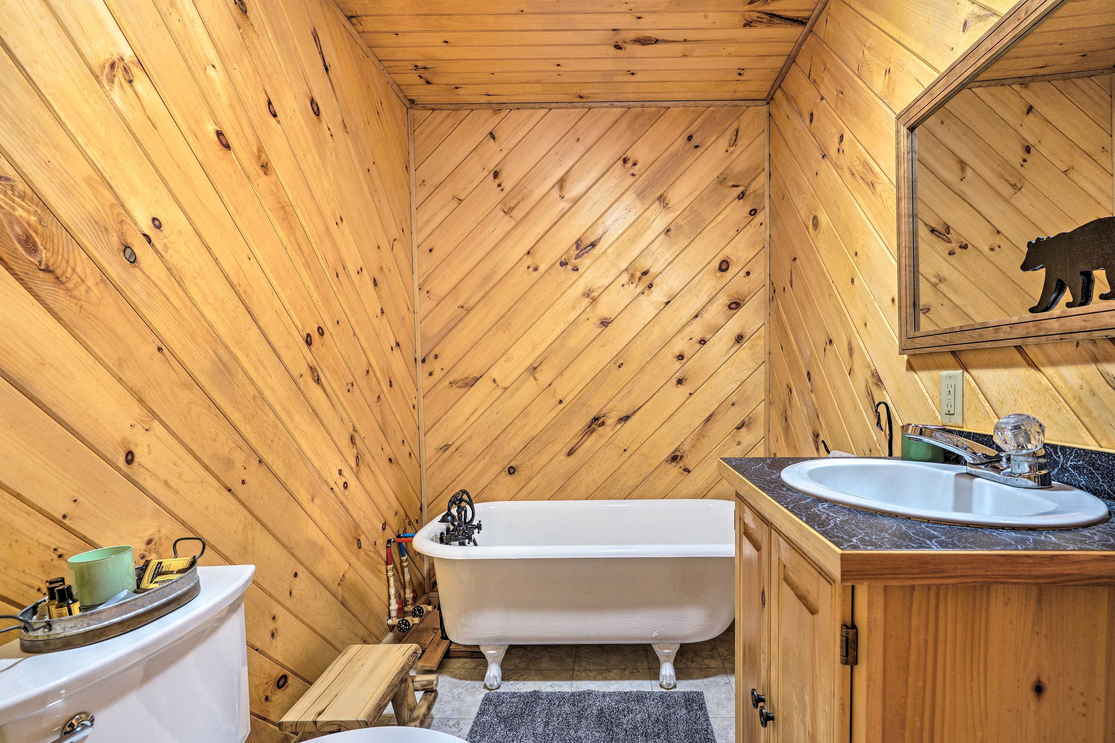 En-Suite Bathroom