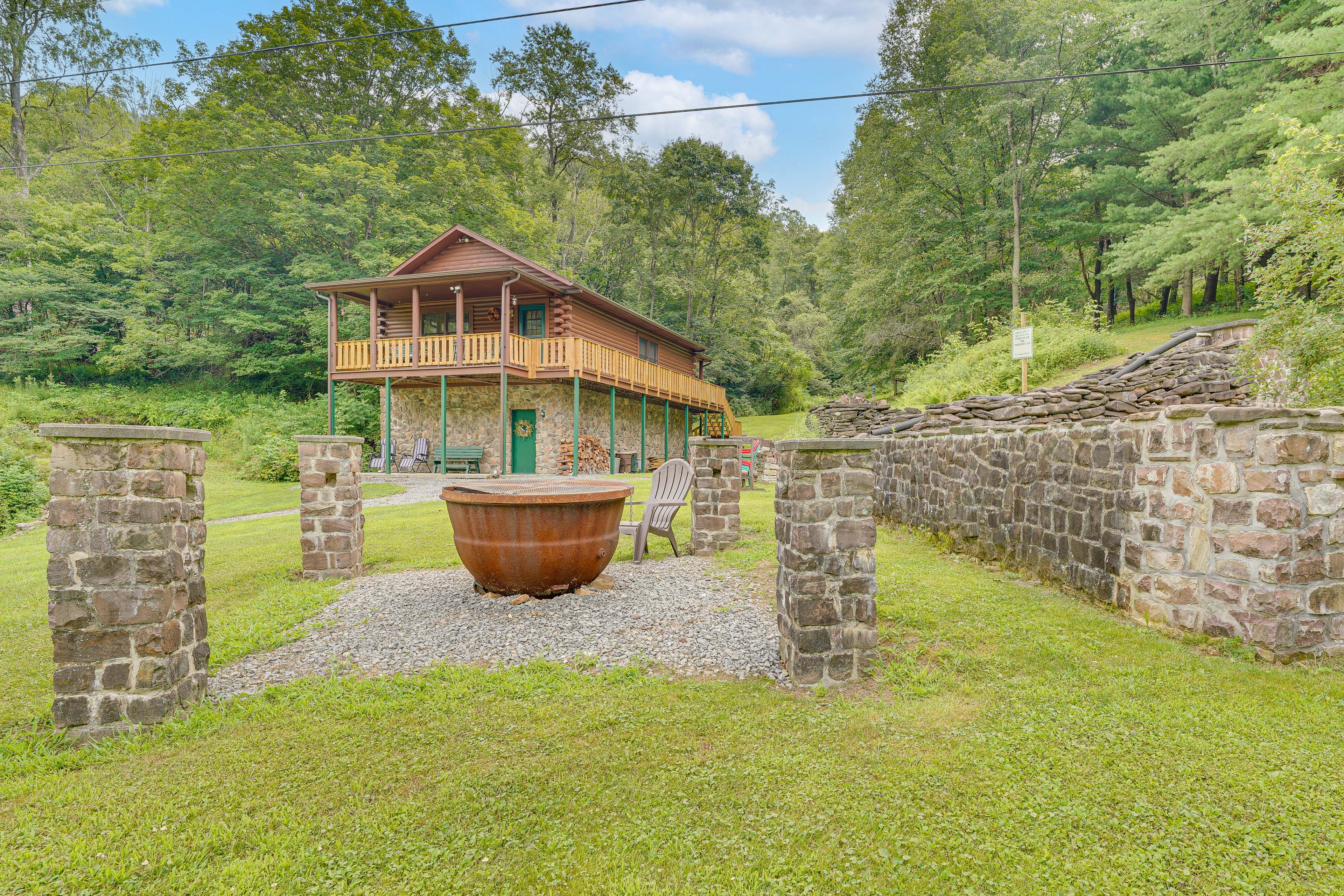 Exterior | Fire Pit