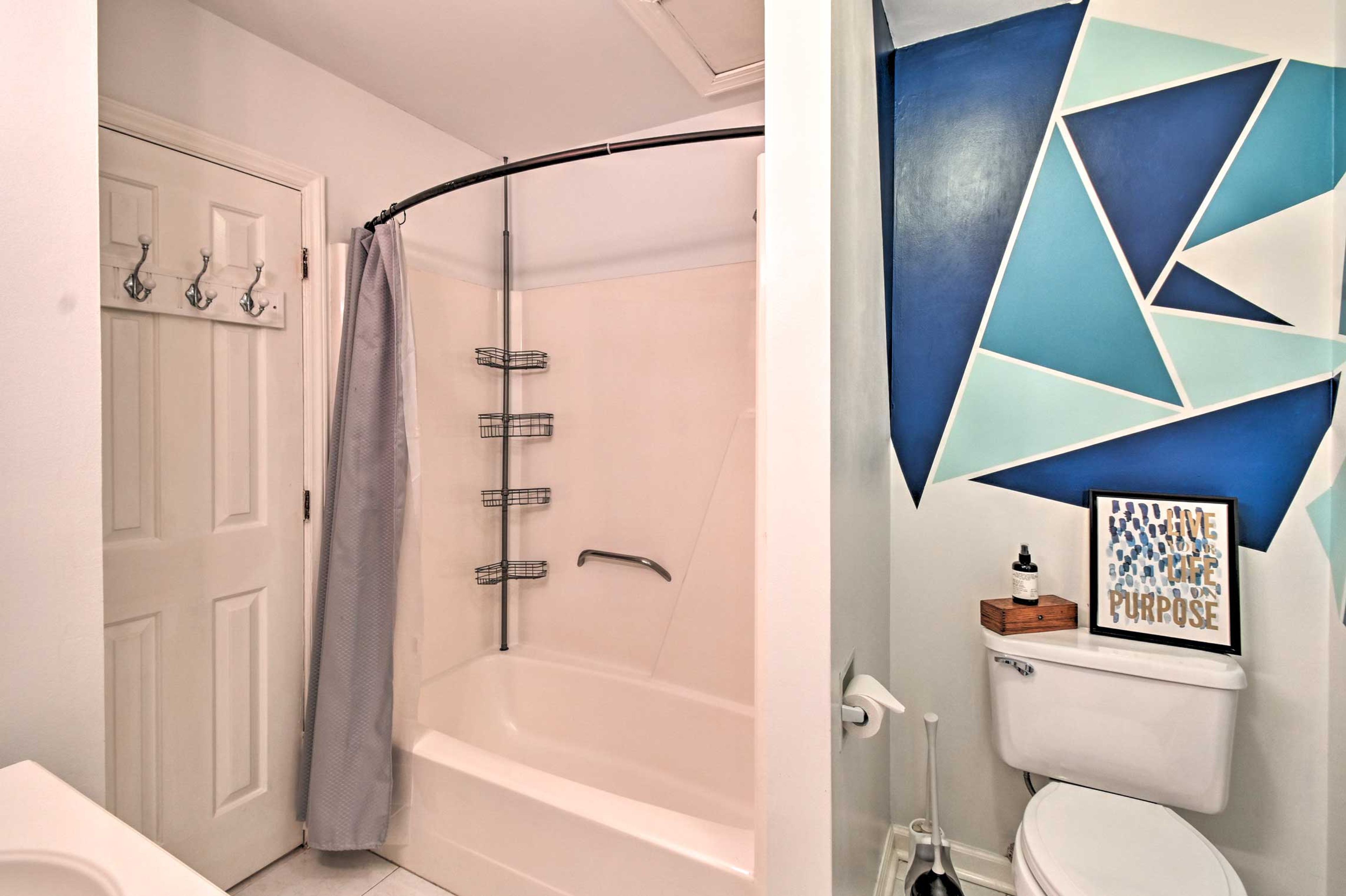 En-Suite Bathroom | 1st Floor