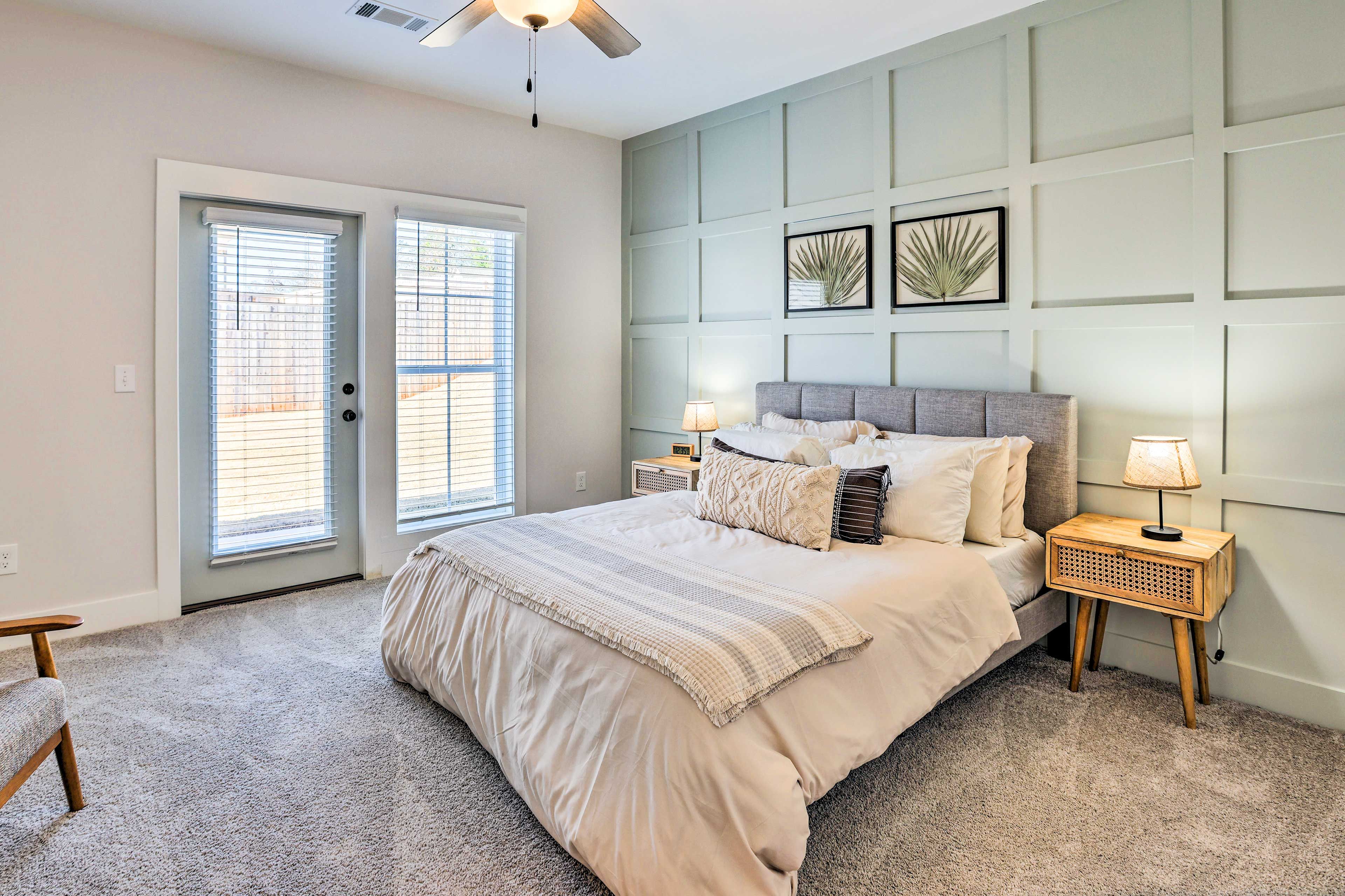 Bedroom 1 | Queen Bed | En-Suite Bathroom | Walk-In Closet