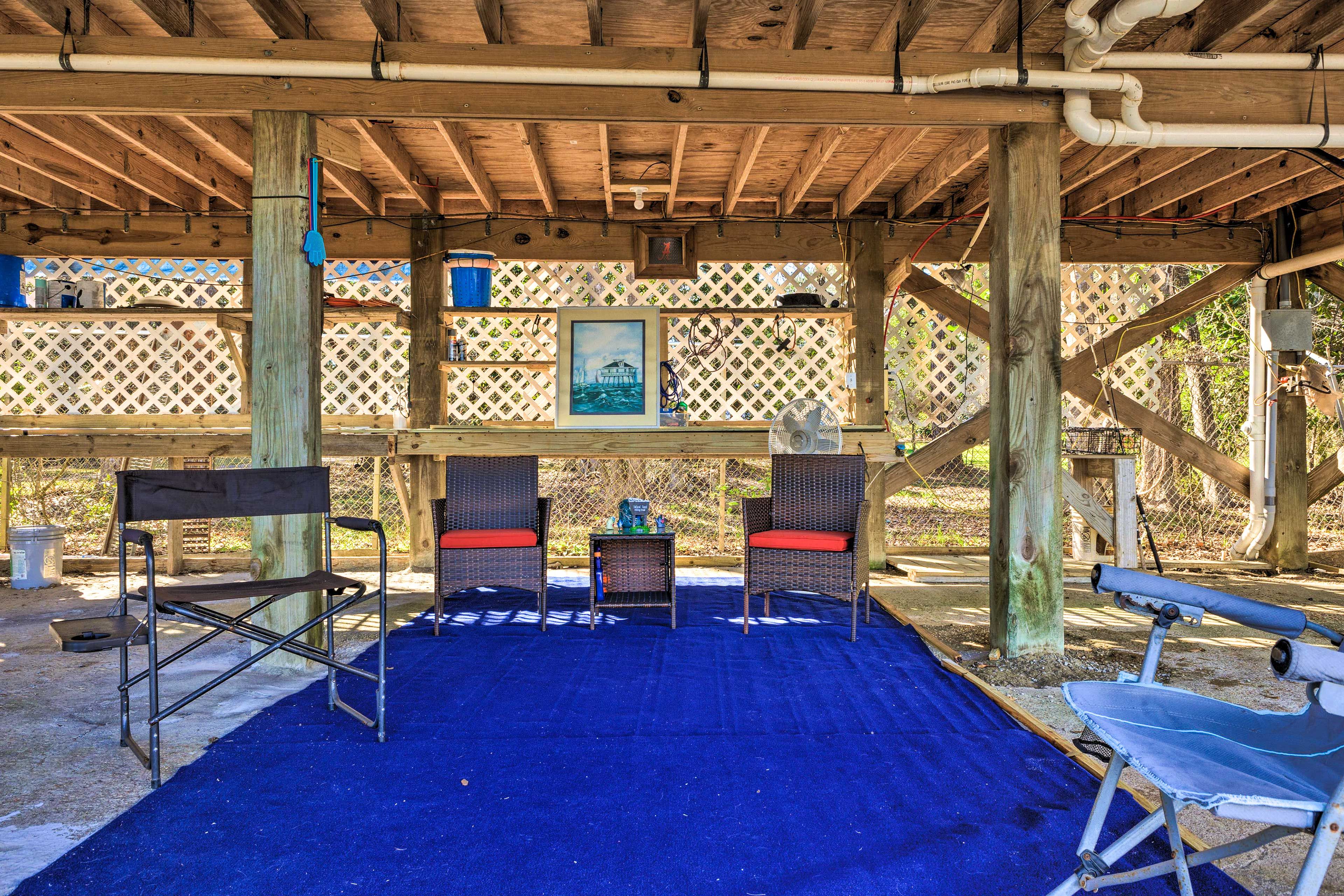 Patio | Outdoor Seating