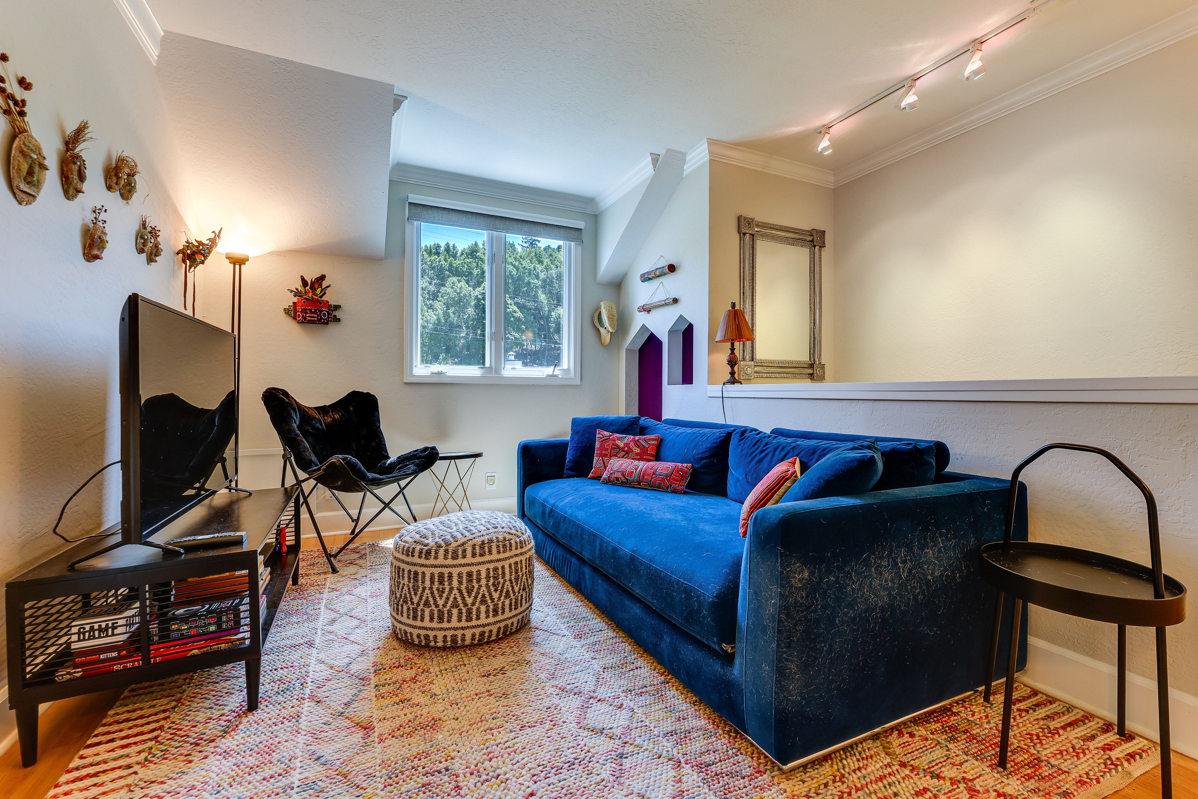 Loft | Sleeper Sofa | 2nd Floor