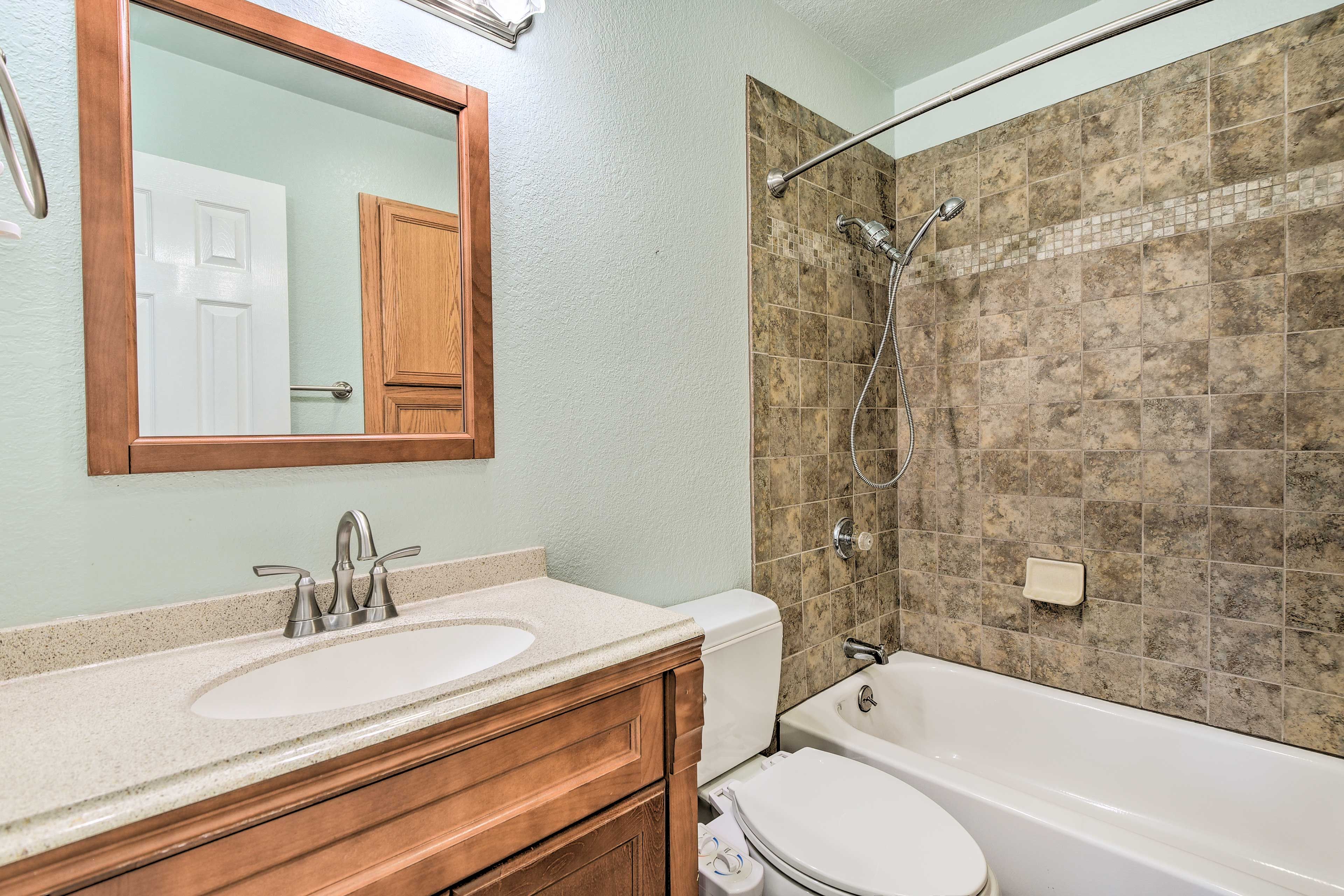 Full Bathroom