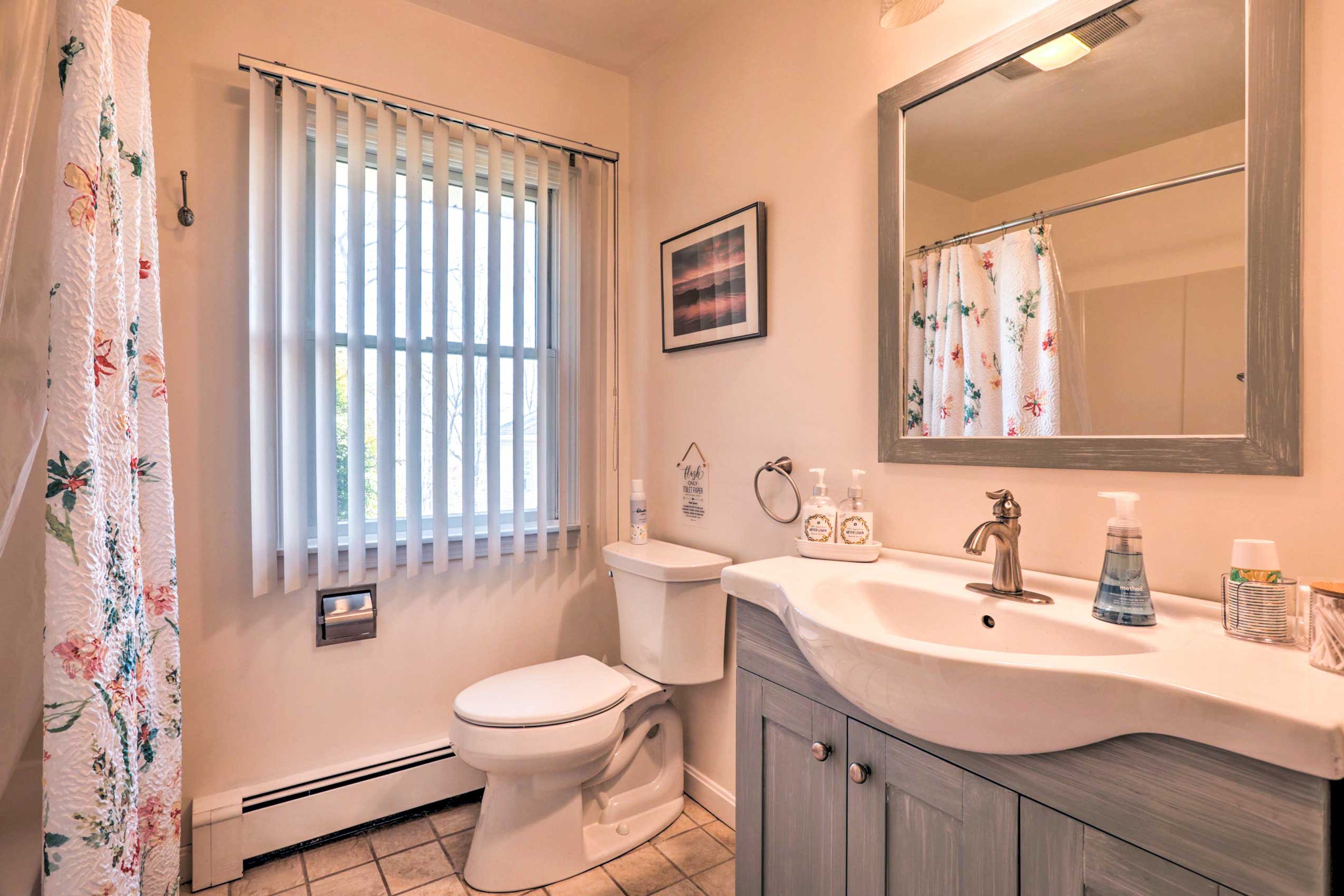 Full Bathroom