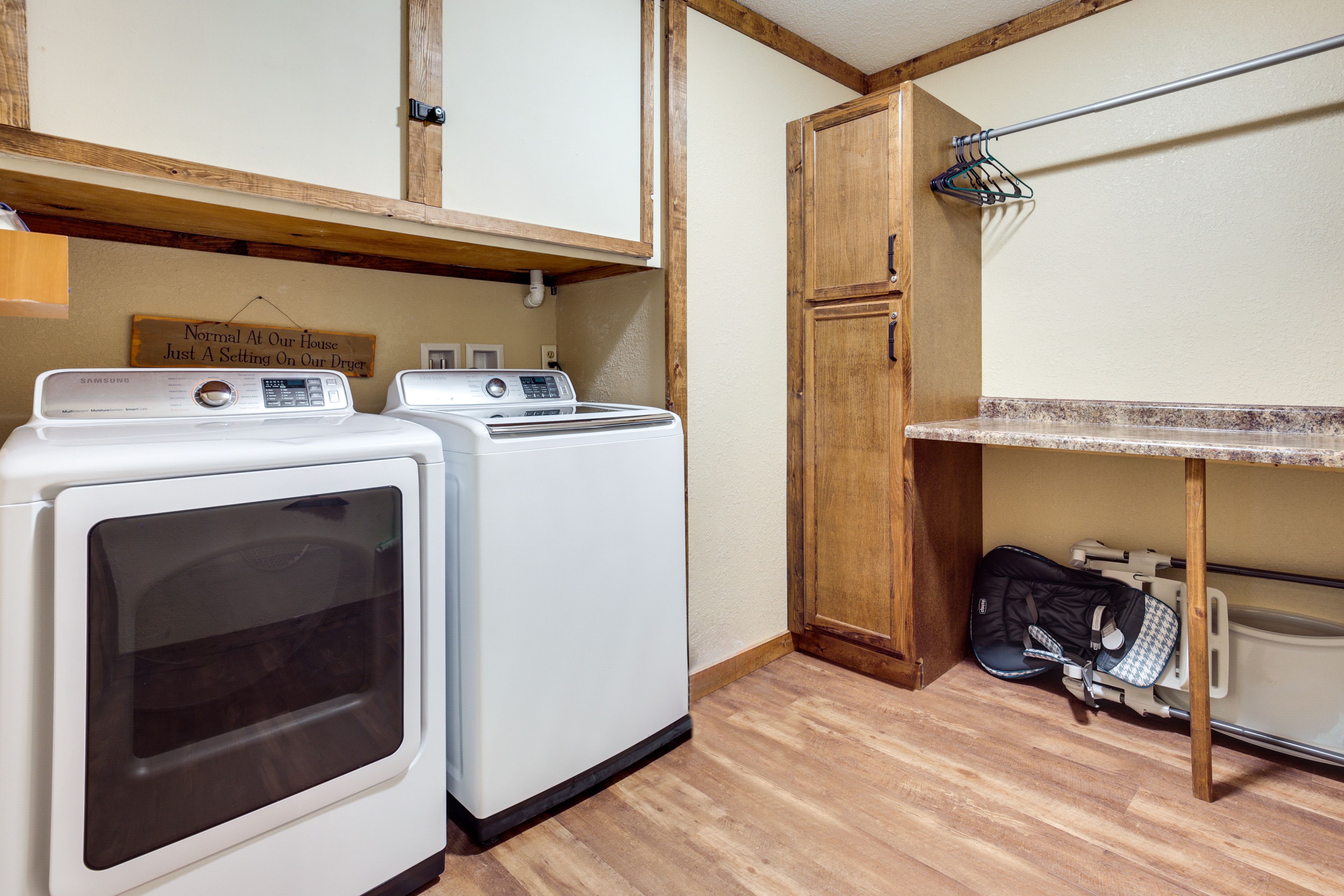 Washer + Dryer