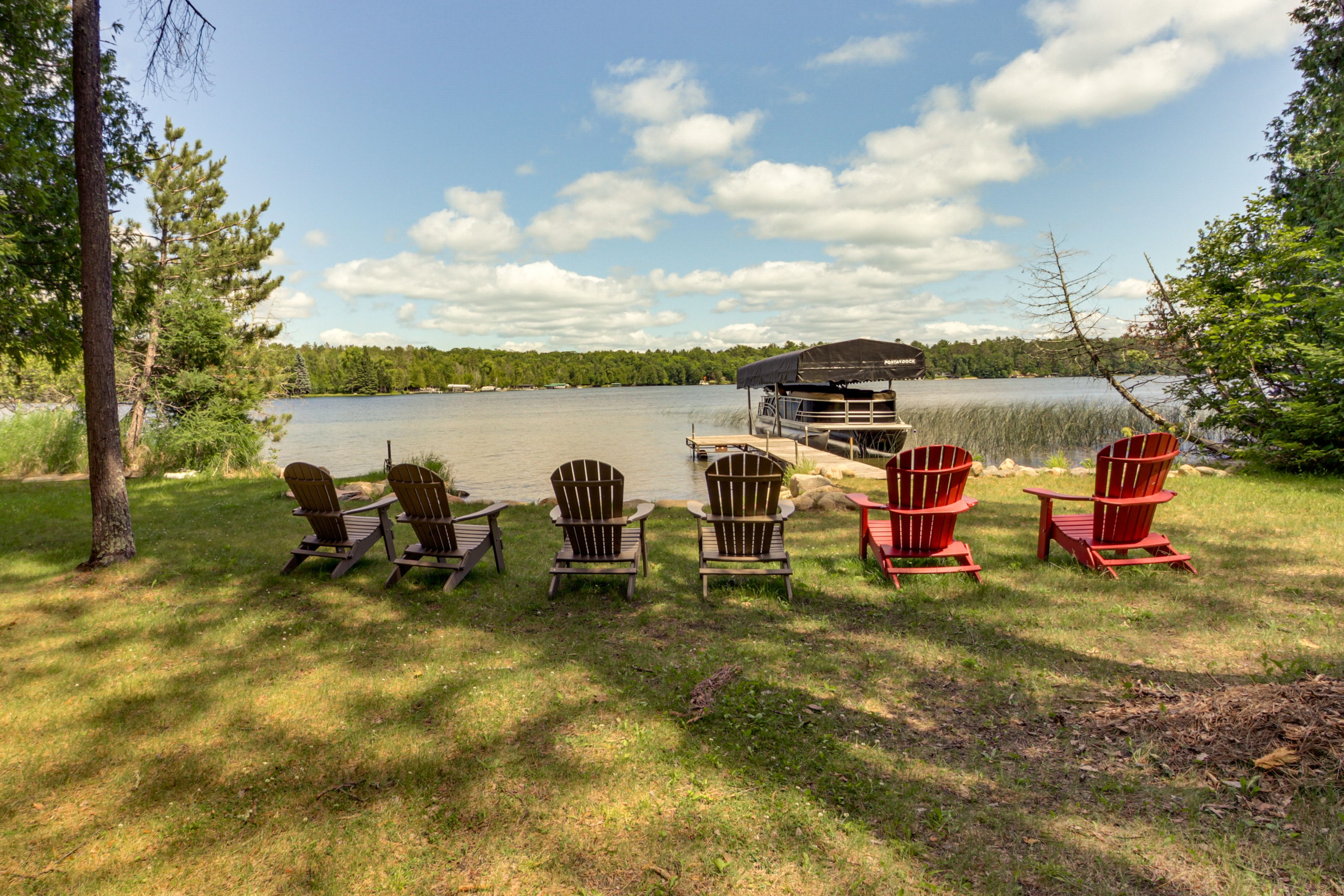 Waterfront Yard | Thunder Lake Access