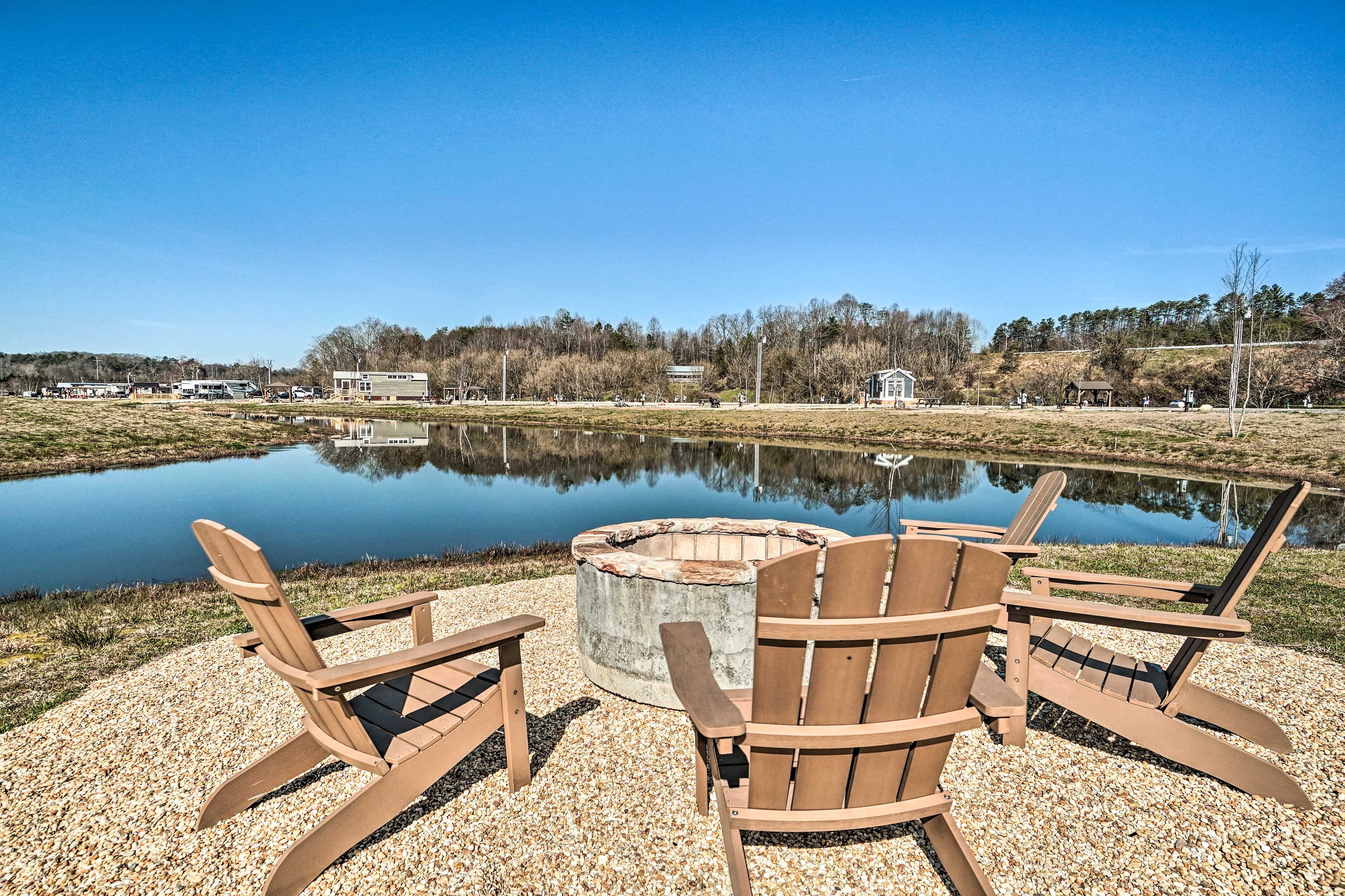 Waterside at Blue Ride | Community Fire Pit