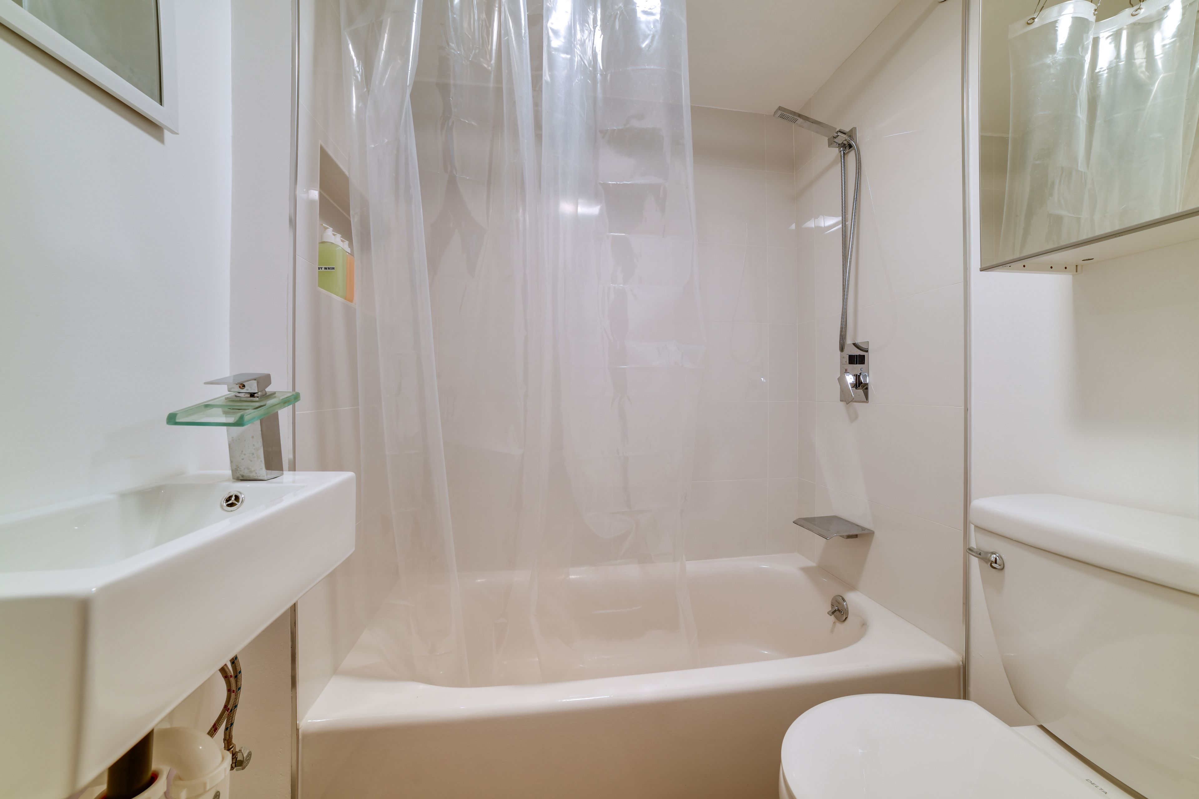 En-Suite Bathroom | Towels Provided