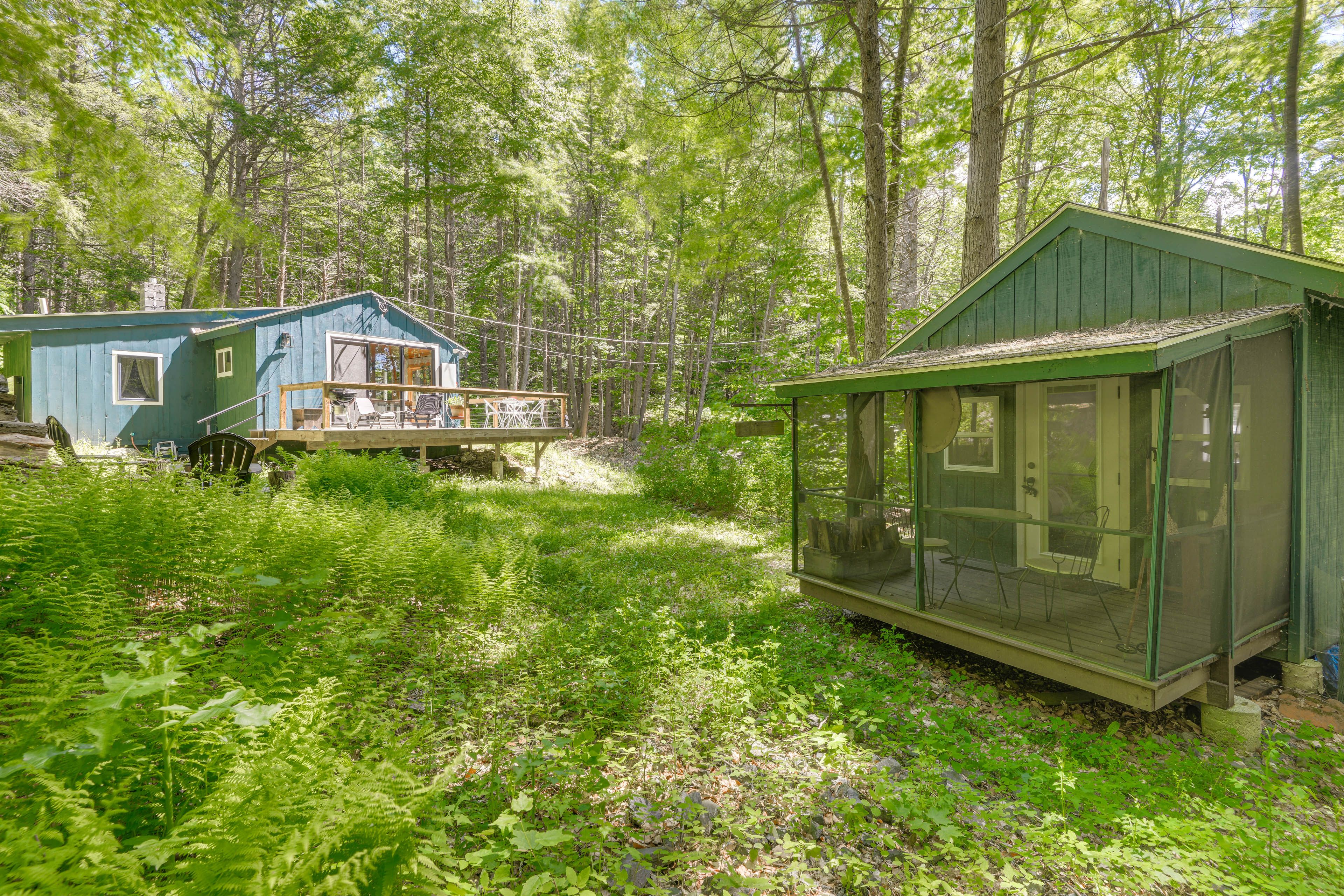 Additional Cabin Exterior | Wood-Burning Fire Pit