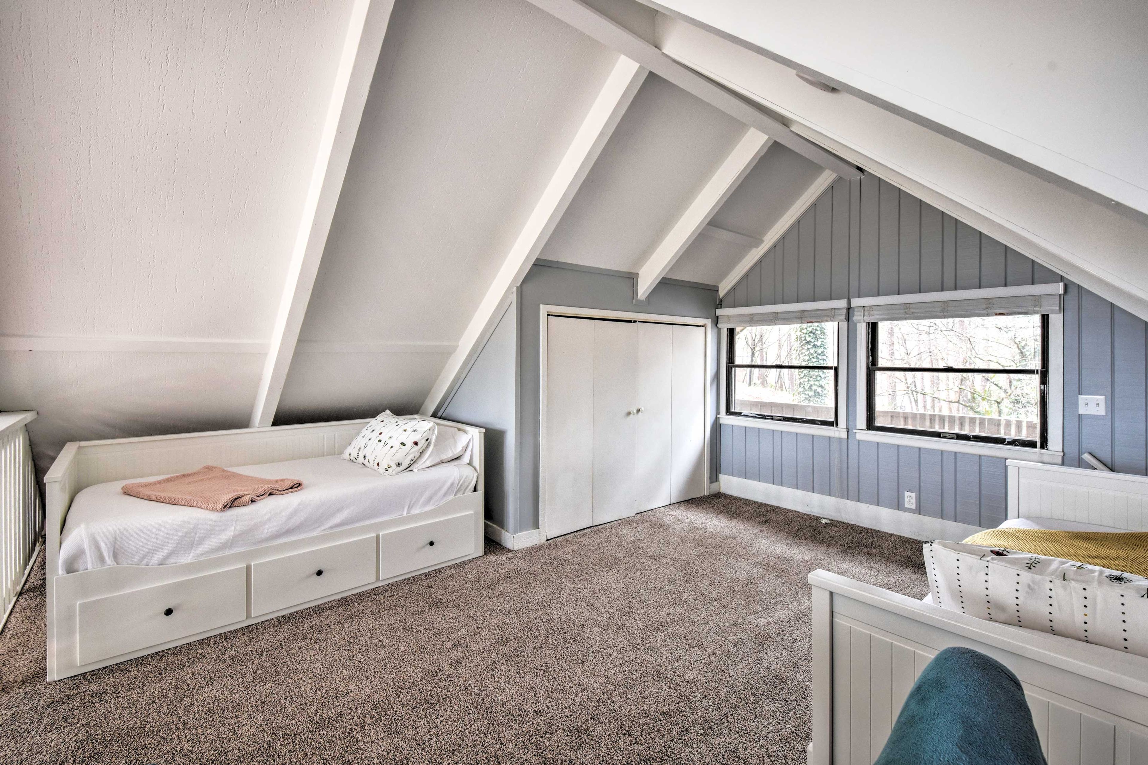 Loft | 2nd Floor | 2 Twin Daybeds w/ Twin Trundle Beds