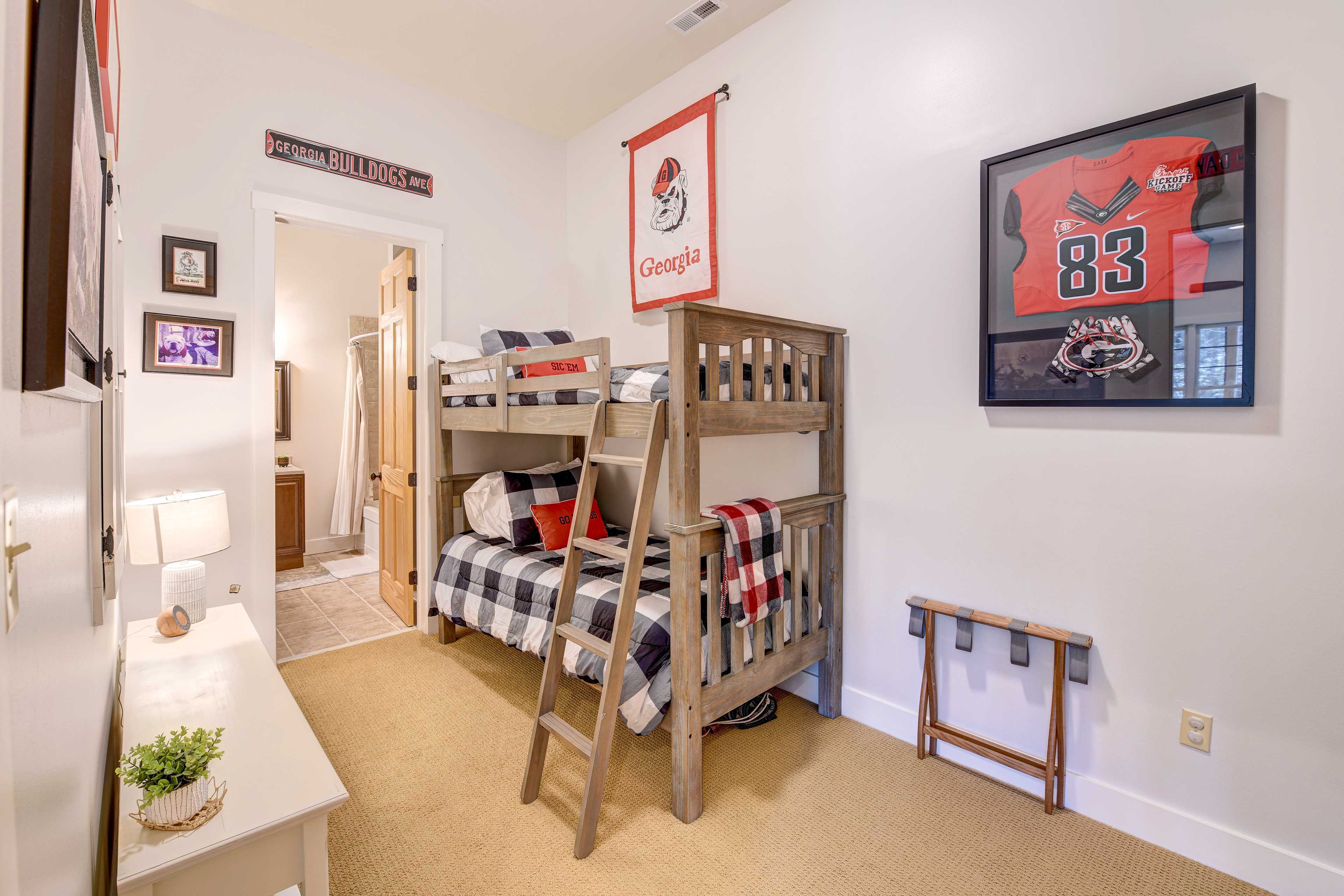 Bedroom 4 | Twin Bunk Bed