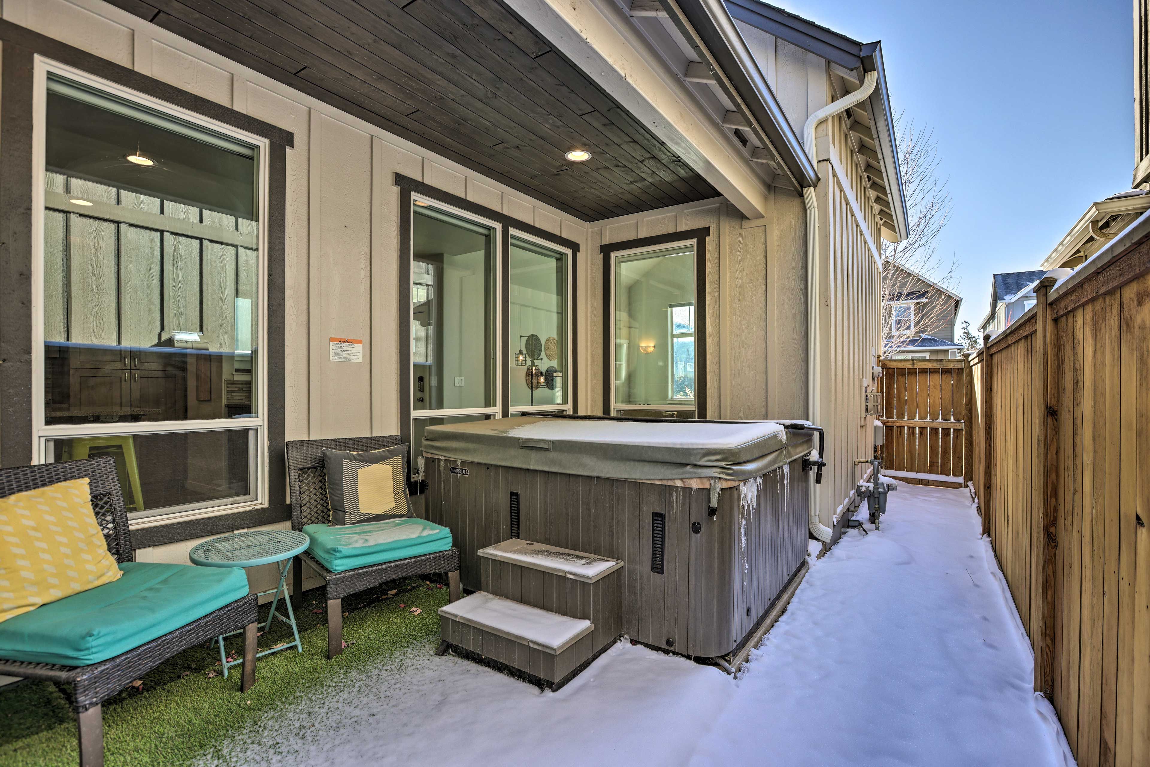 Private Outdoor Space | Hot Tub | Gas Grill