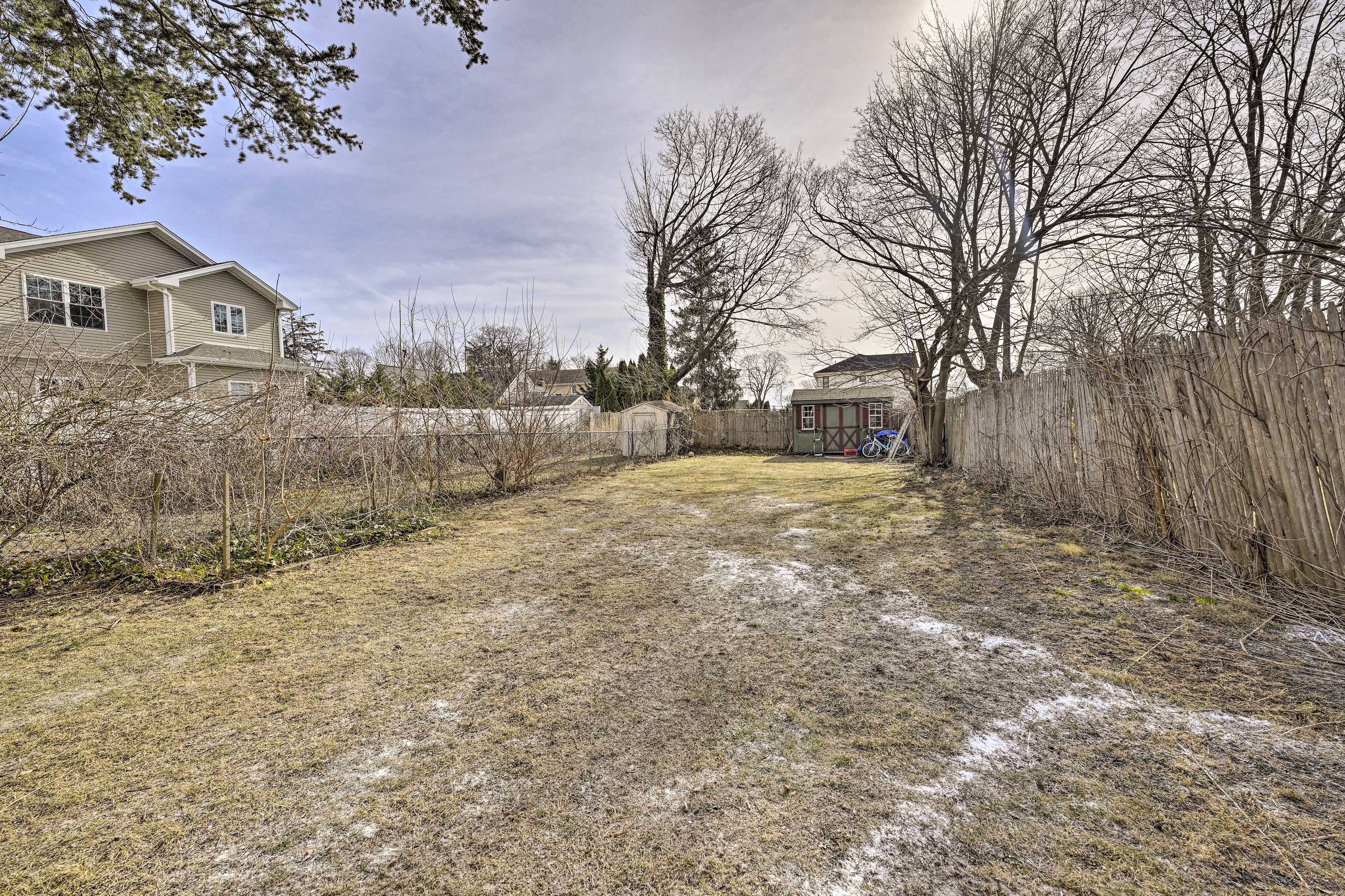 Fenced-In Yard