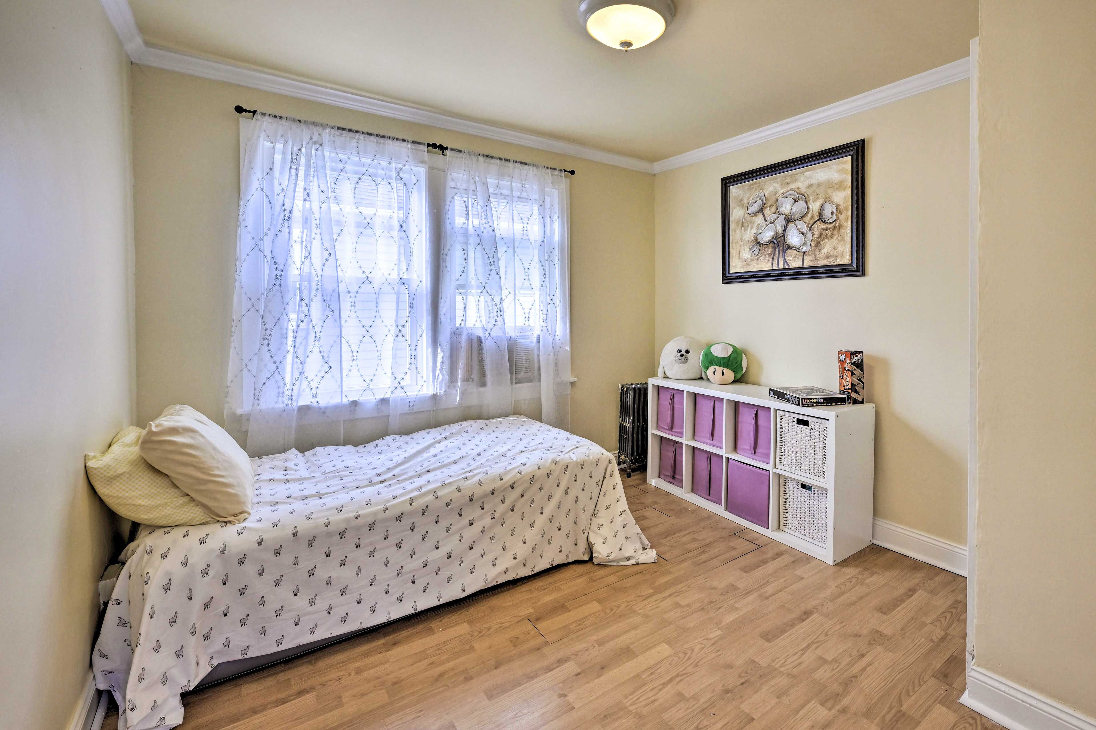 Bedroom 3 | 2nd Floor | Twin Bed | Dresser