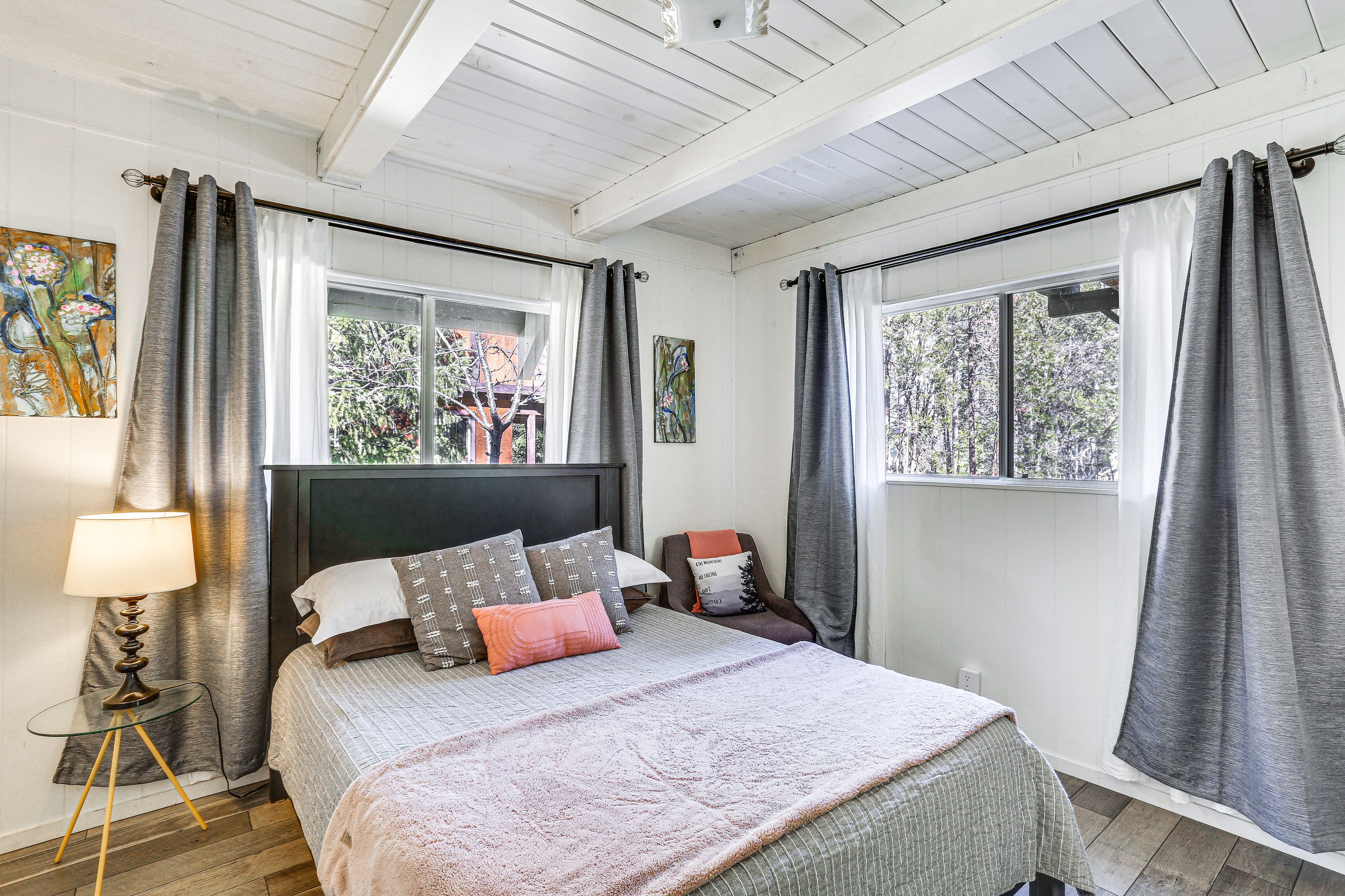 Bedroom 2 | Queen Bed | 1st Floor