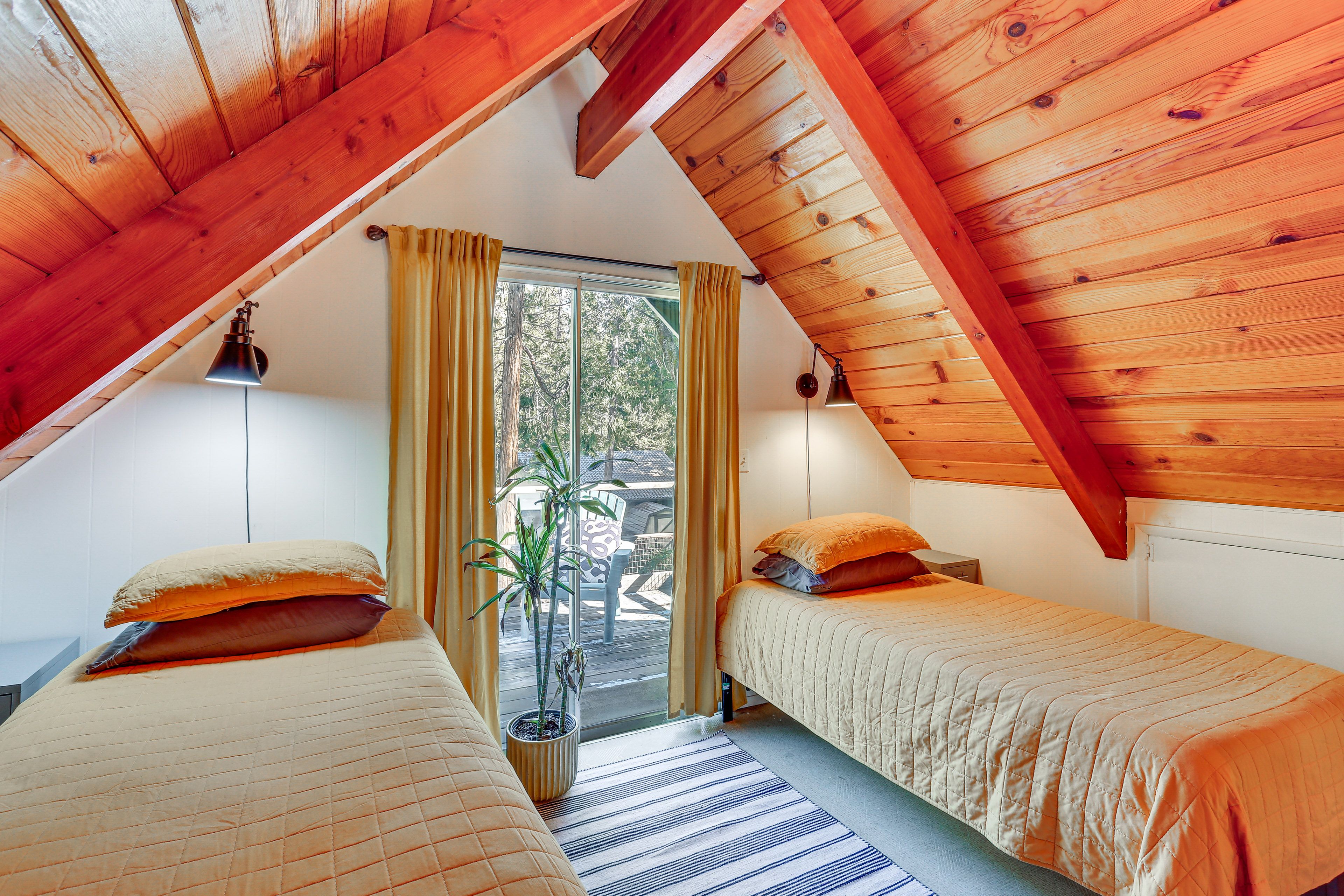 Loft | Twin Bed | Twin XL Bed | Full Bed | 2nd Floor