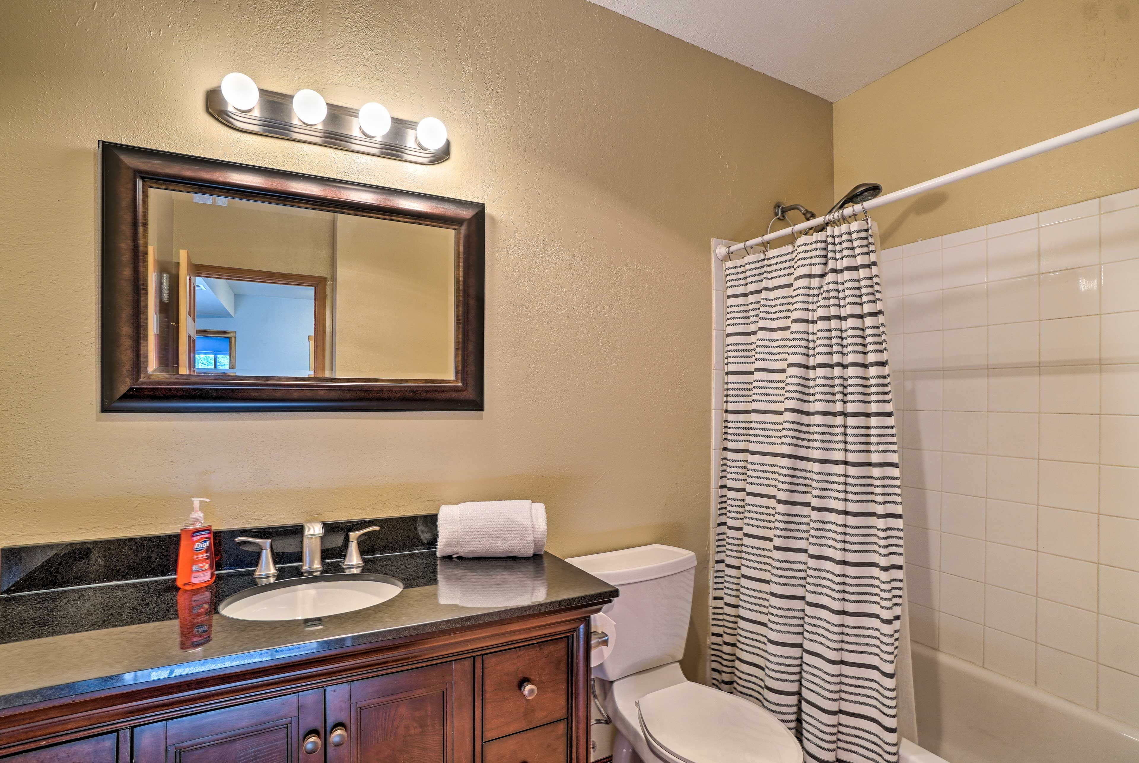 Full Bathroom | Lower Level