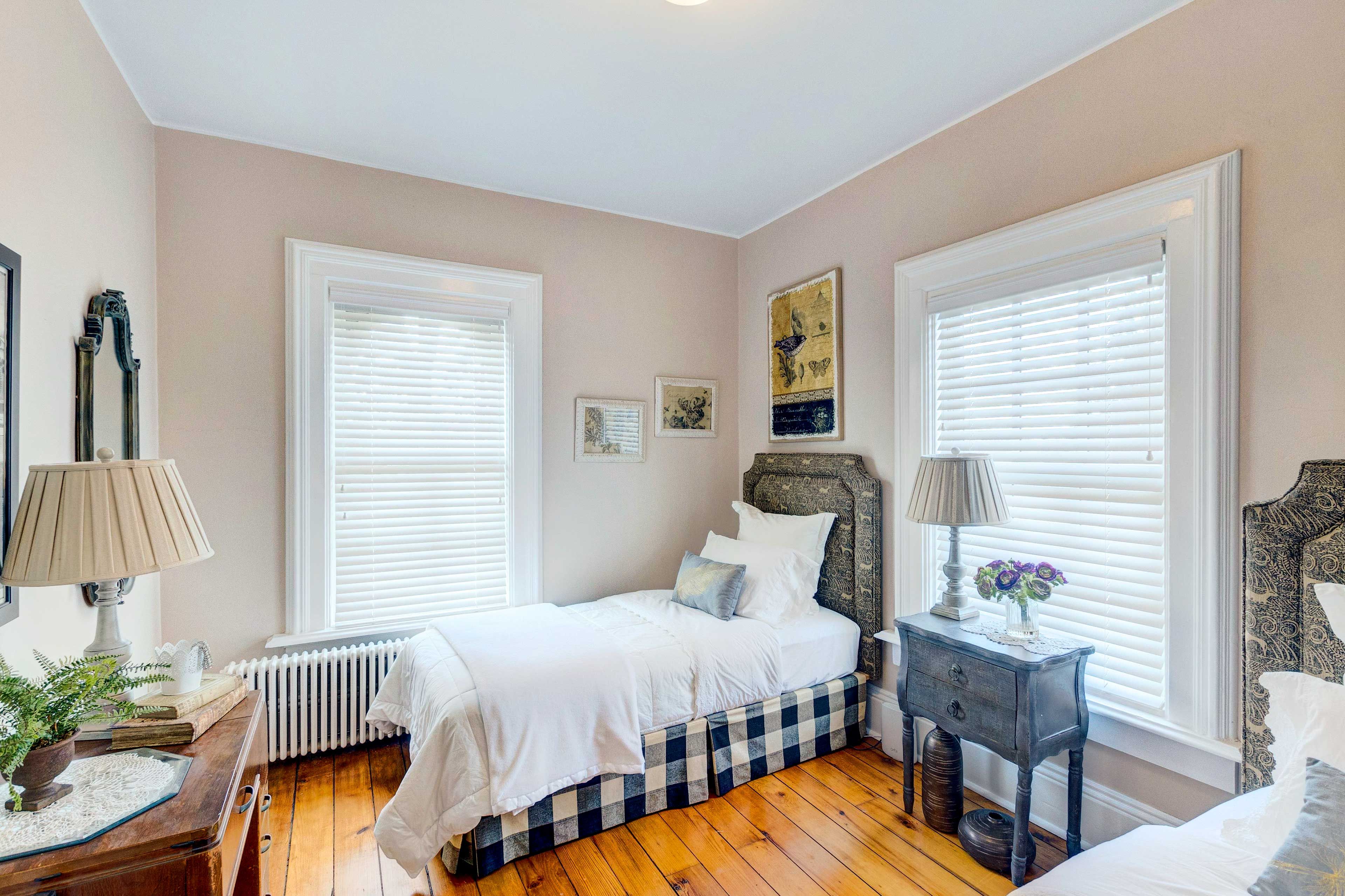 Bedroom 4 | 2 Twin Beds