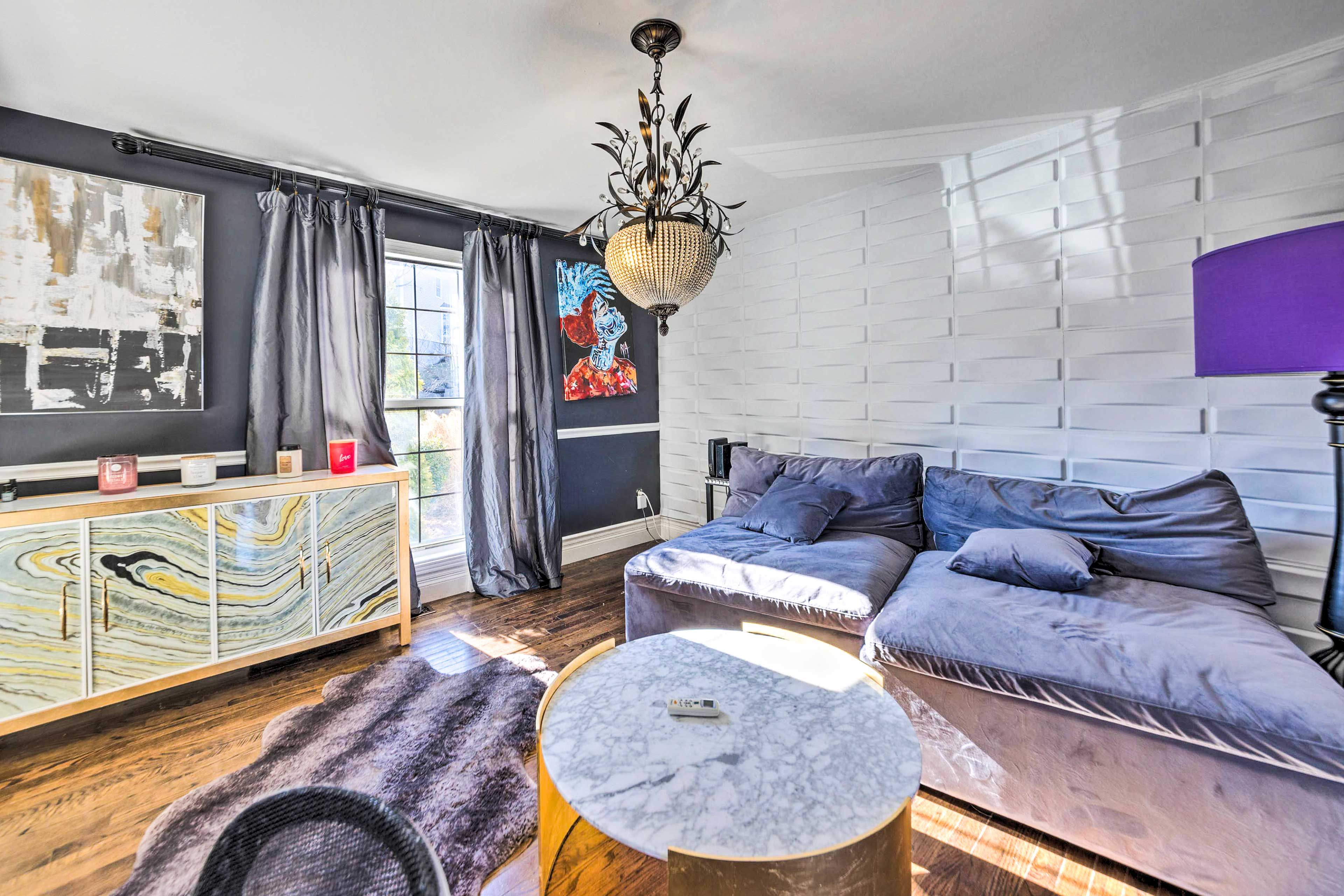 Sitting Room | Laptop-Friendly Workspace