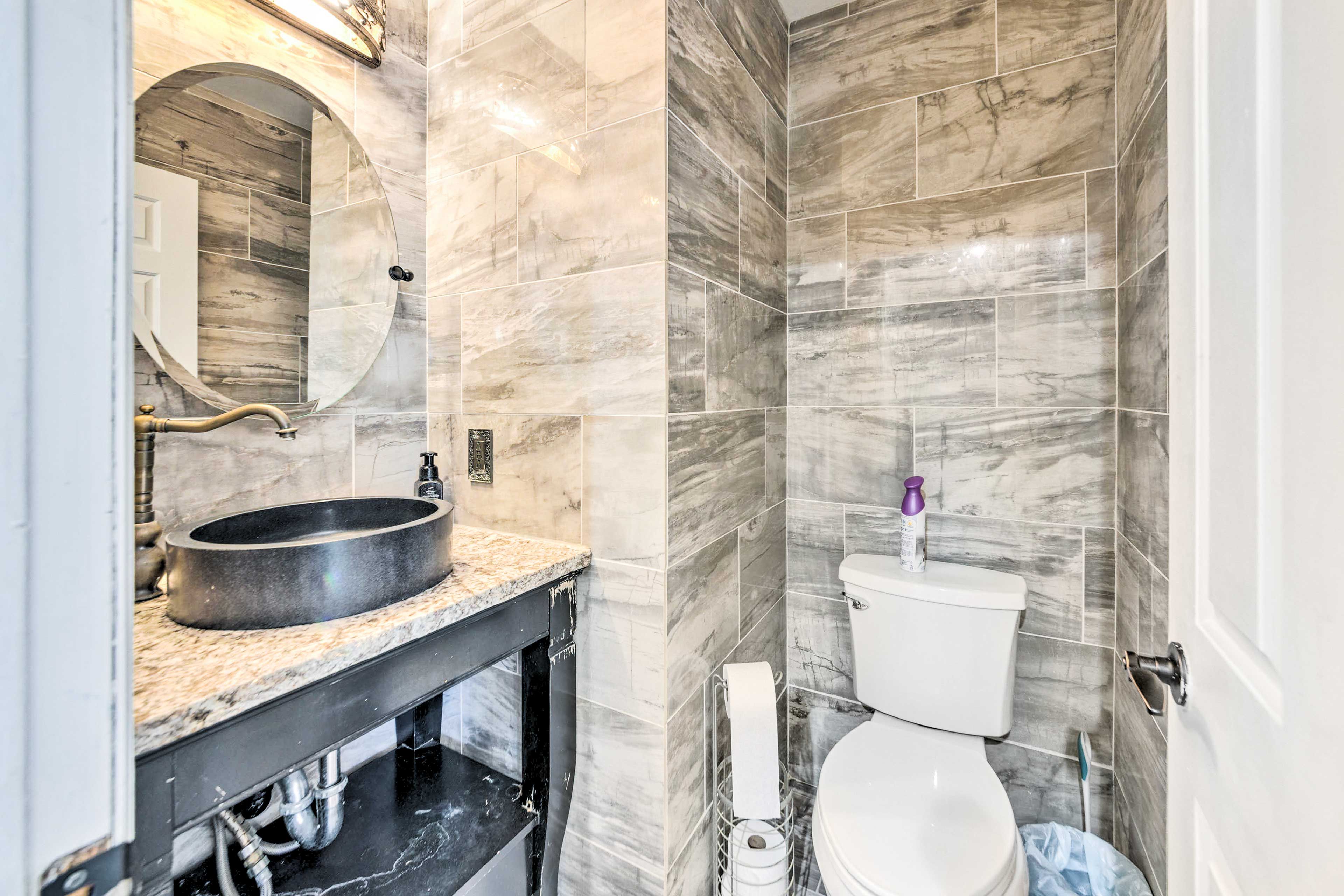 Half Bathroom | Complimentary Toiletries