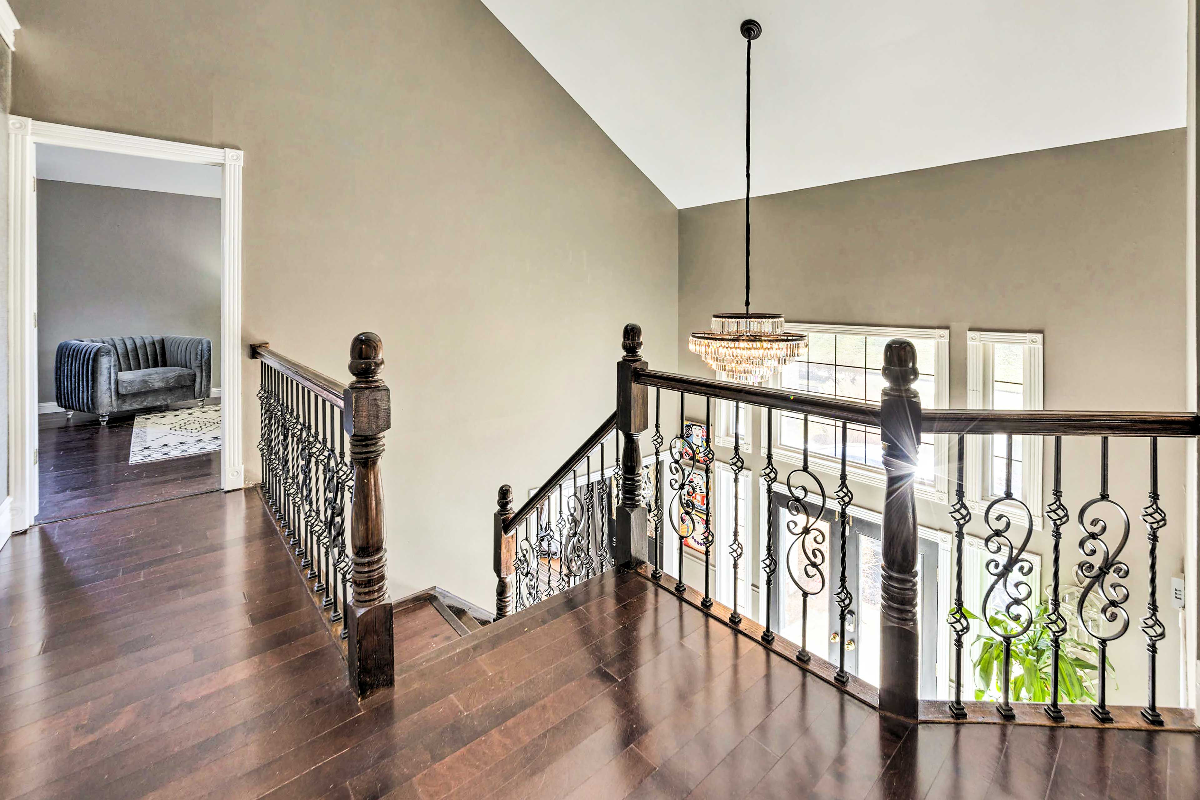 2nd-Floor Landing