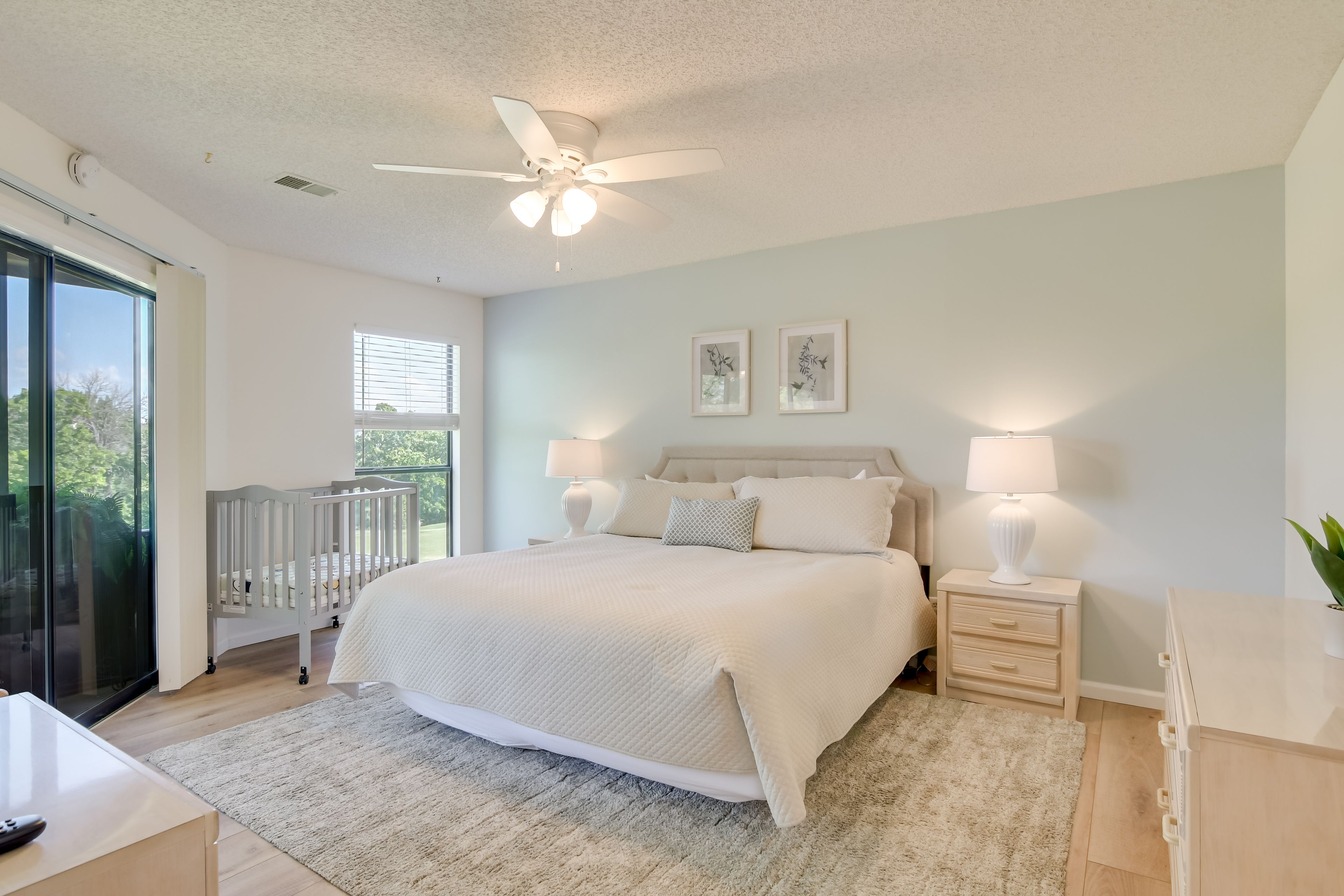Bedroom 1 | King Bed | Crib | Linens Provided