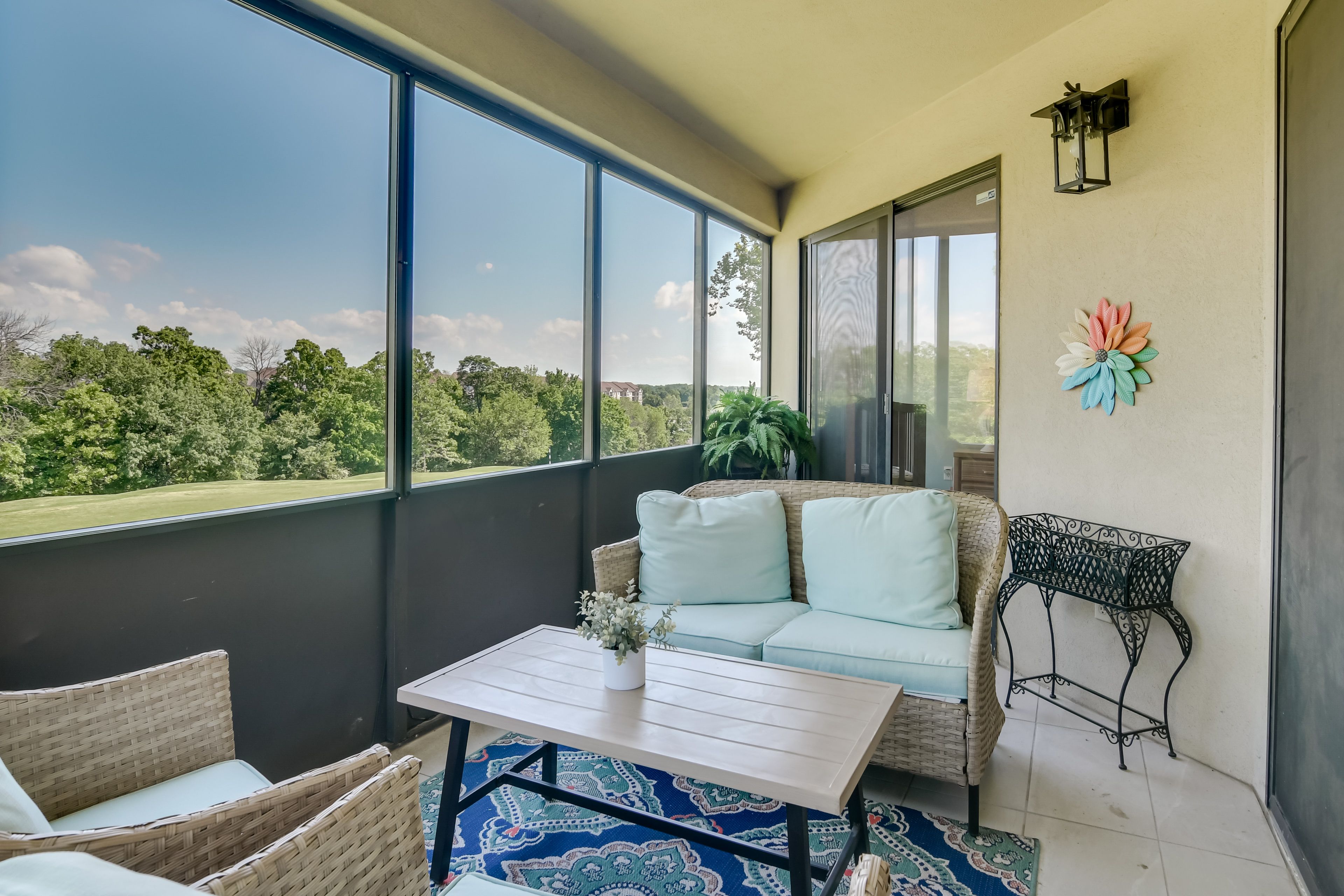 Branson Vacation Rental | 2BR | 2BA | 1,215 Sq Ft | Stairs to Enter