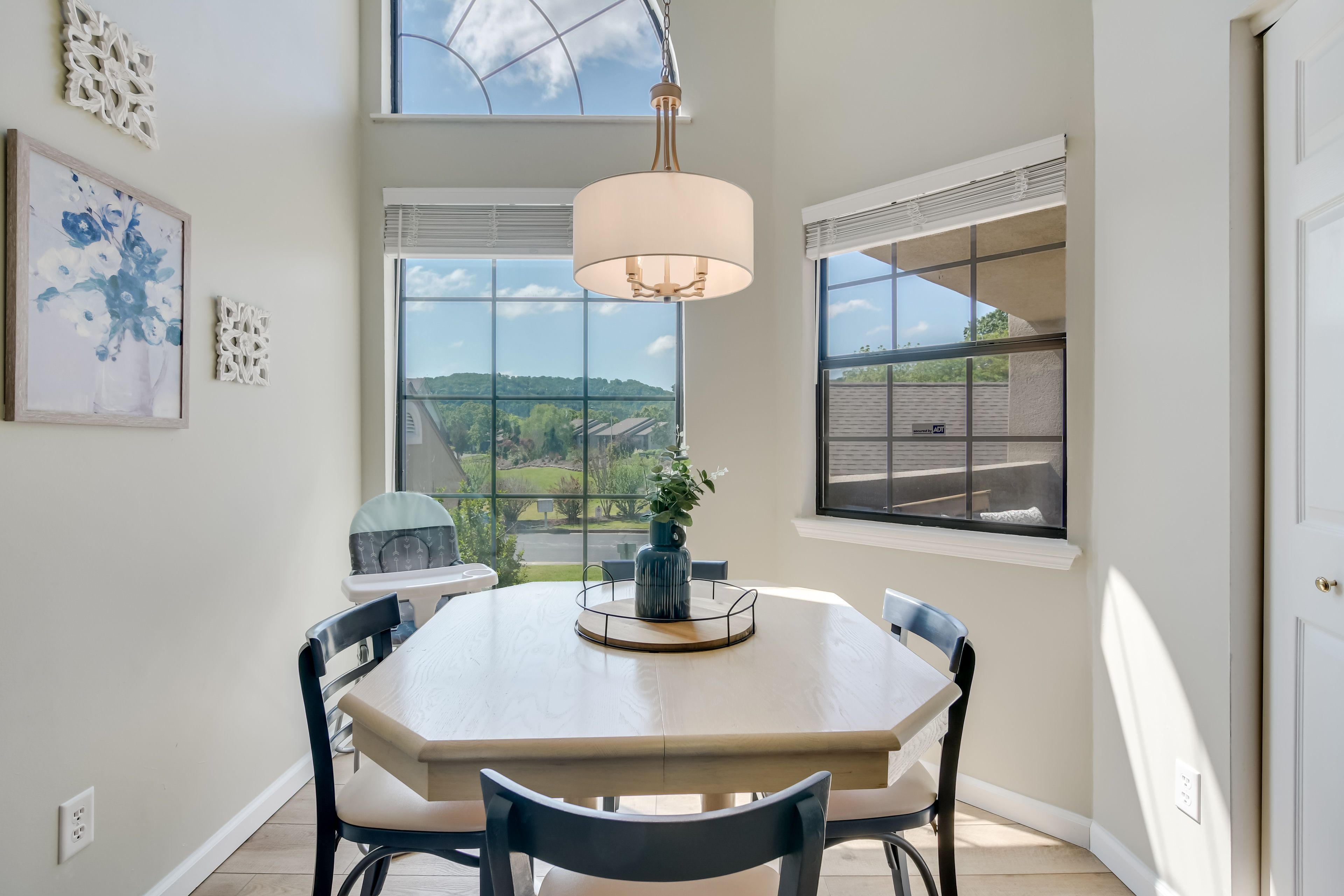 Dining Table | Dishware & Flatware Provided | High Chair