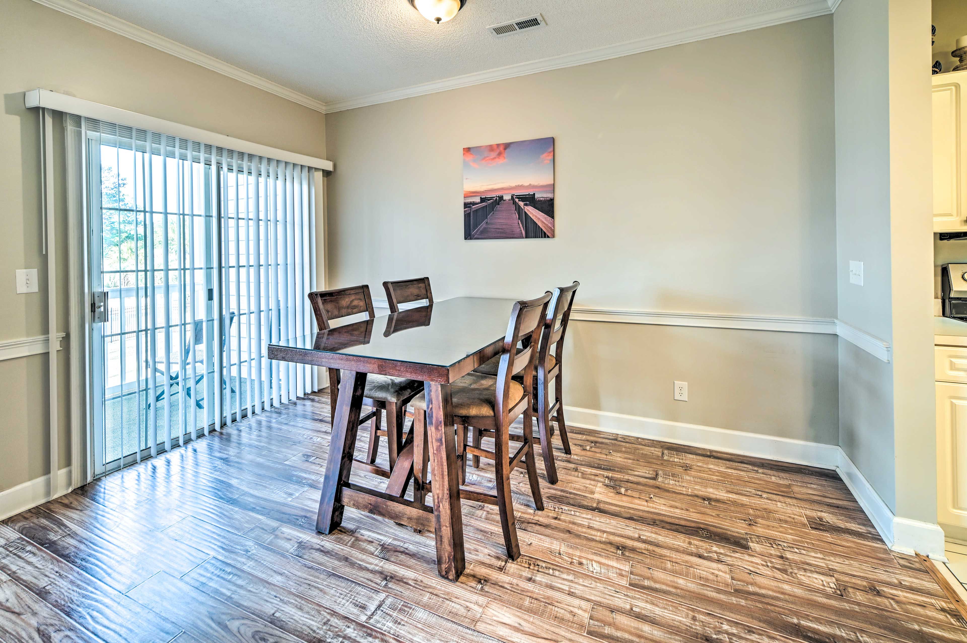 Dining Room | Dishware & Flatware