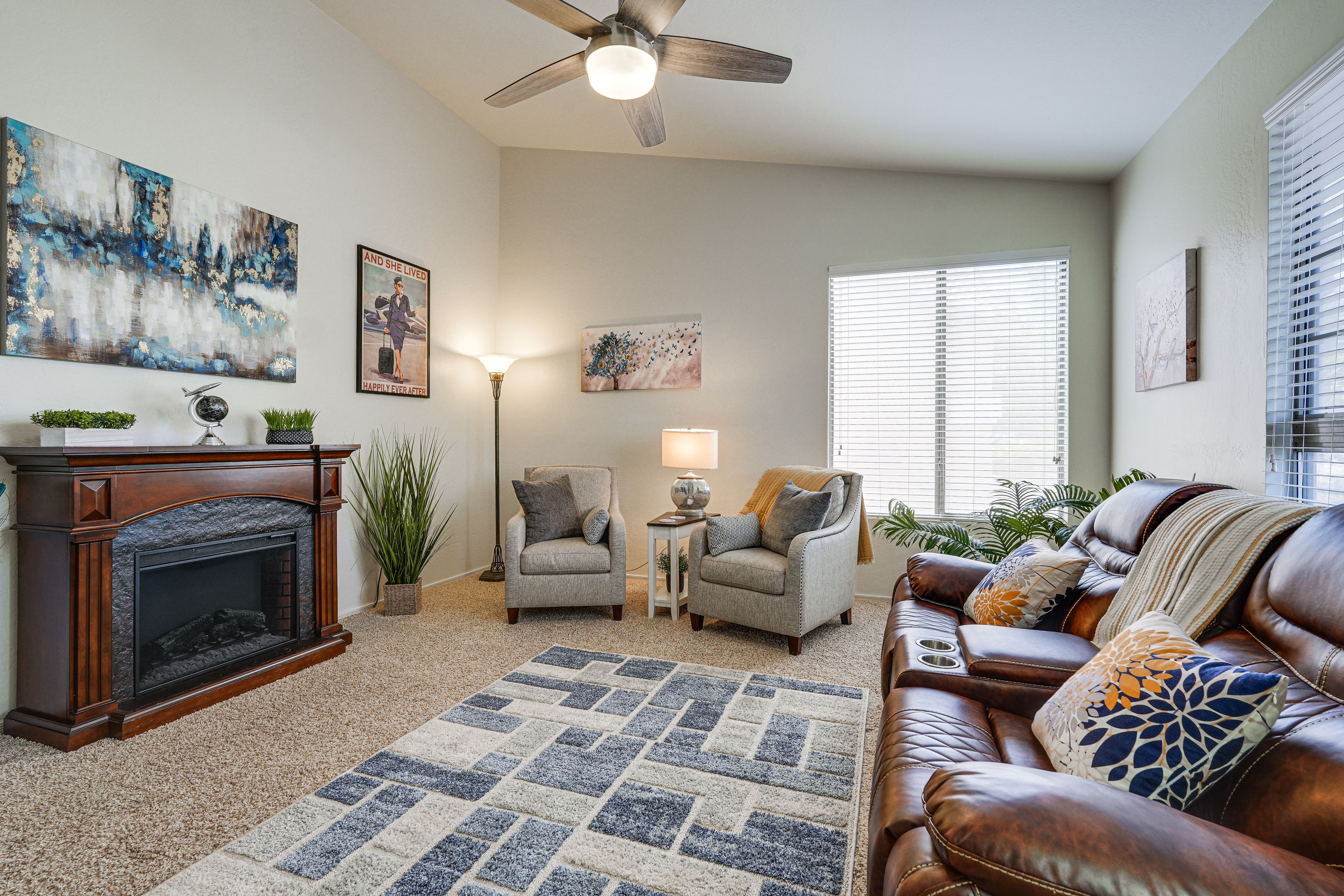 Family Room | Fireplace