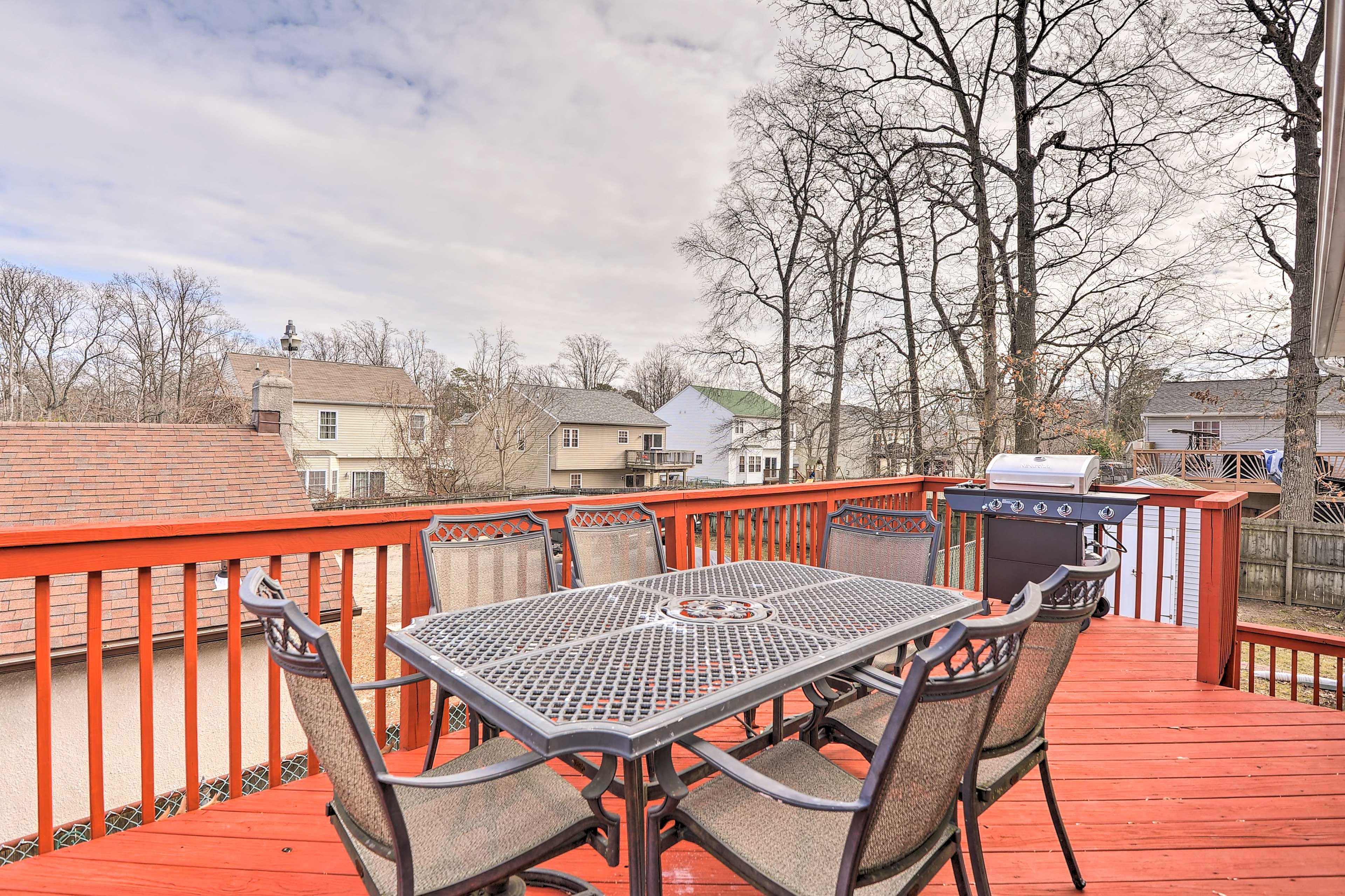 Deck | Gas Grill