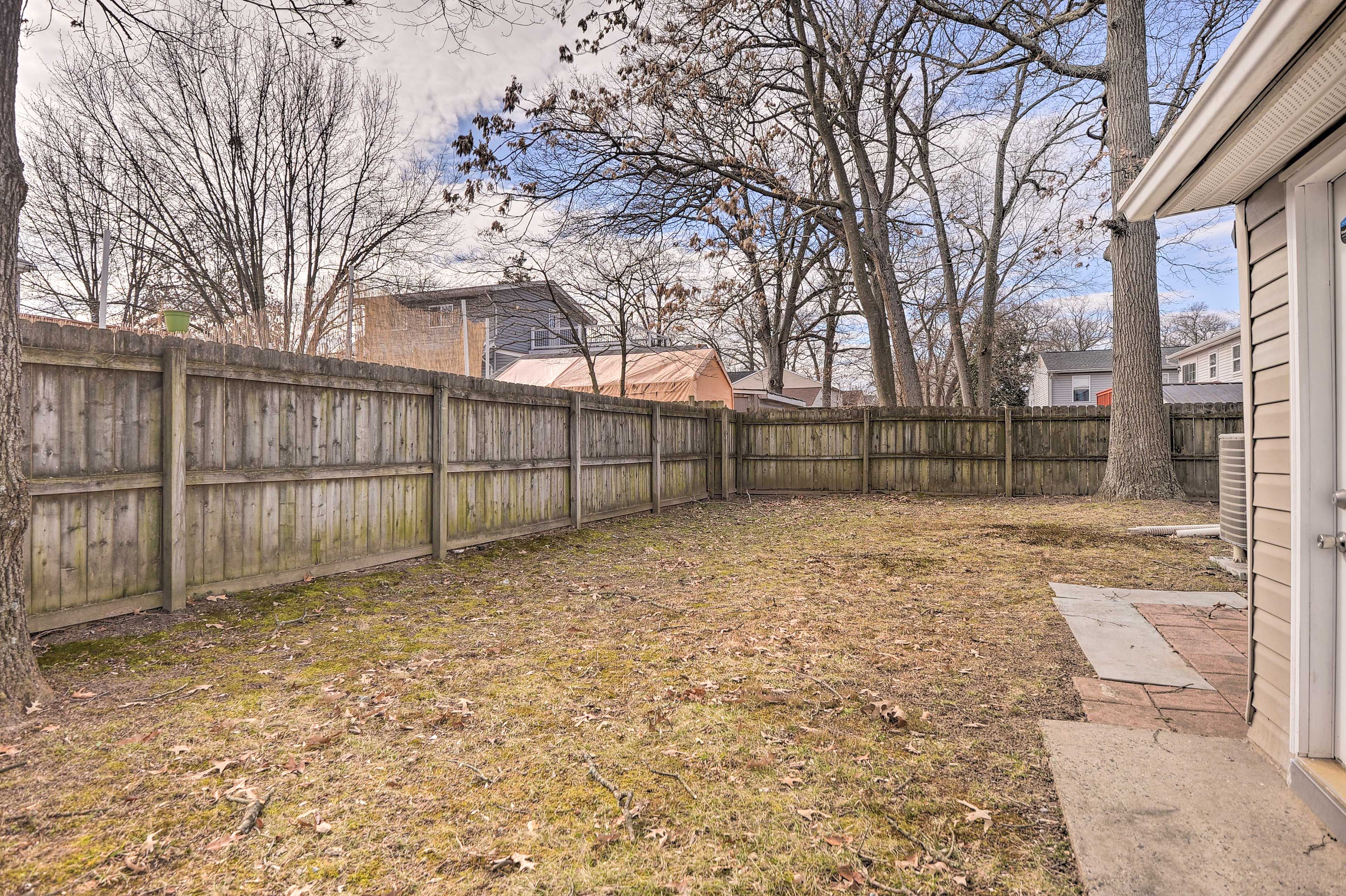 Fenced Yard