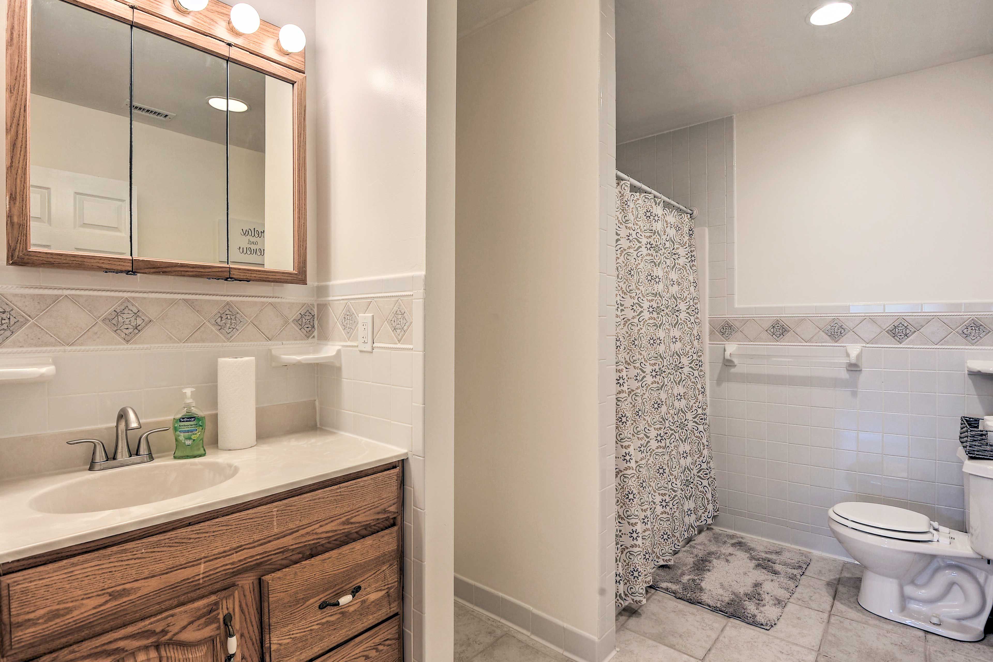 Bathroom | Towels Provided | Complimentary Toiletries
