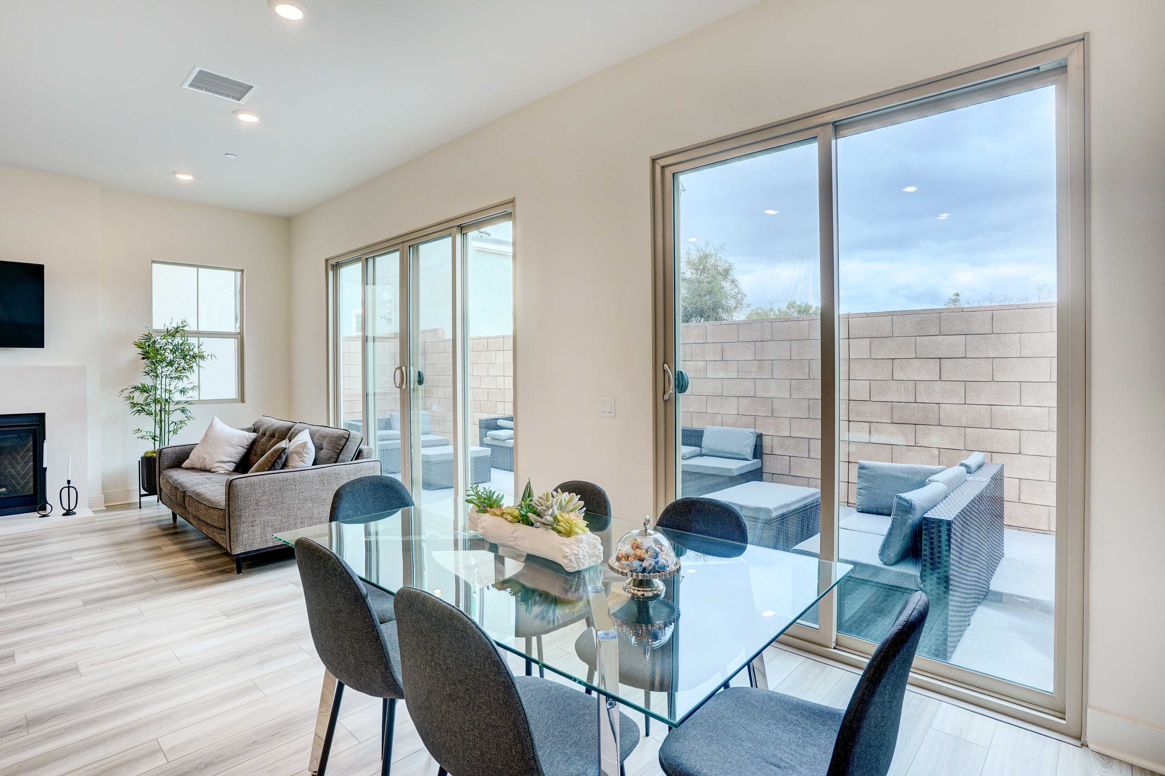 Dining Table | 1st Floor