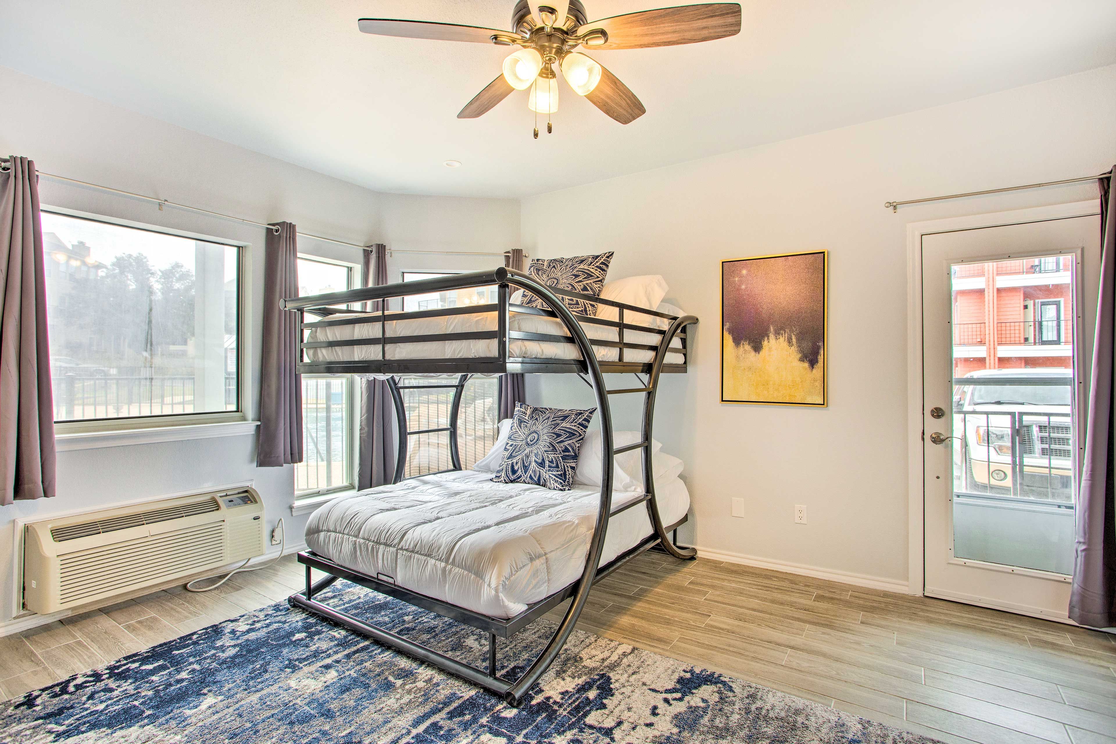 Bedroom 2 | Full Bunk Bed
