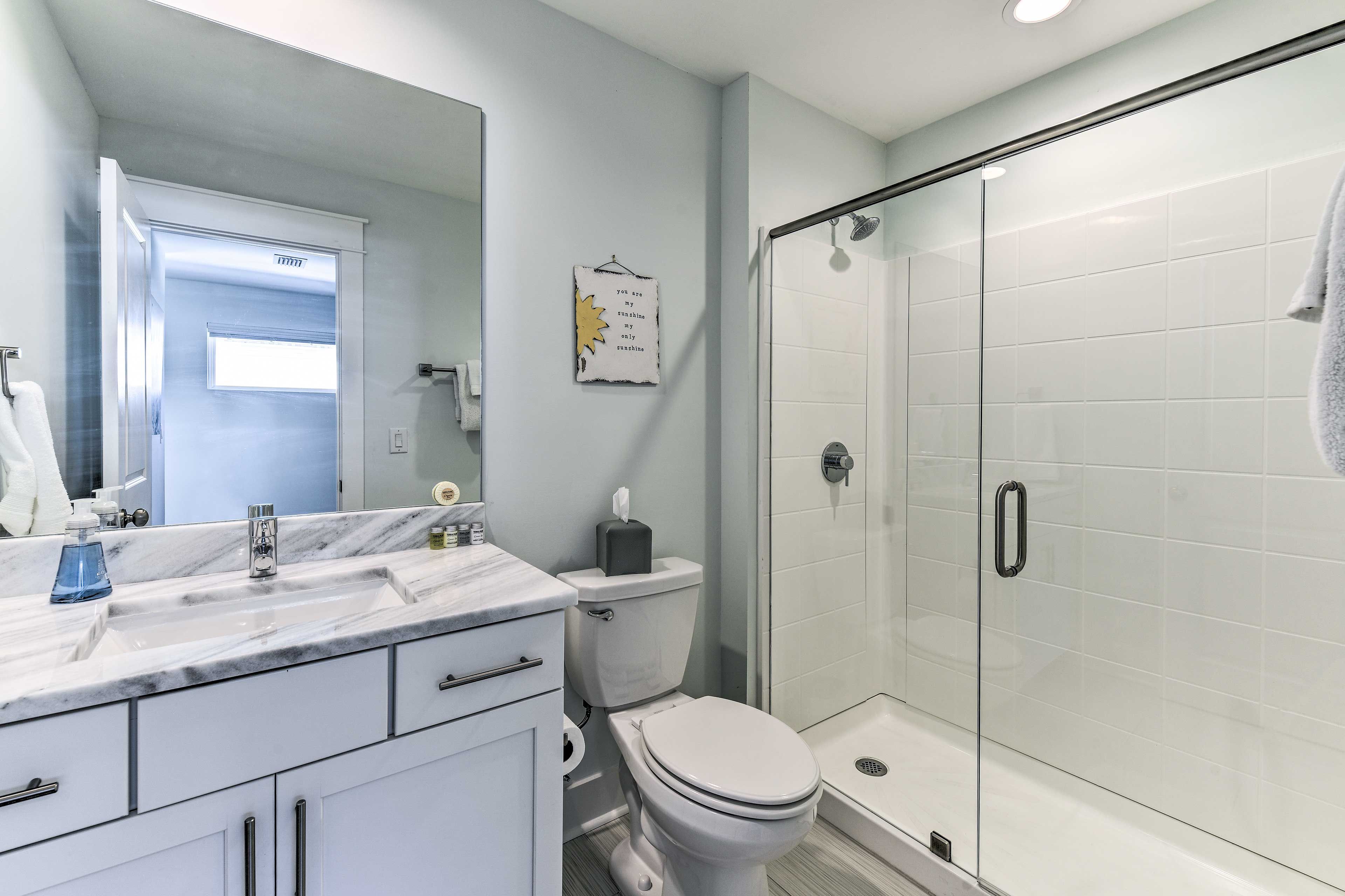Full Bathroom | 2nd Level