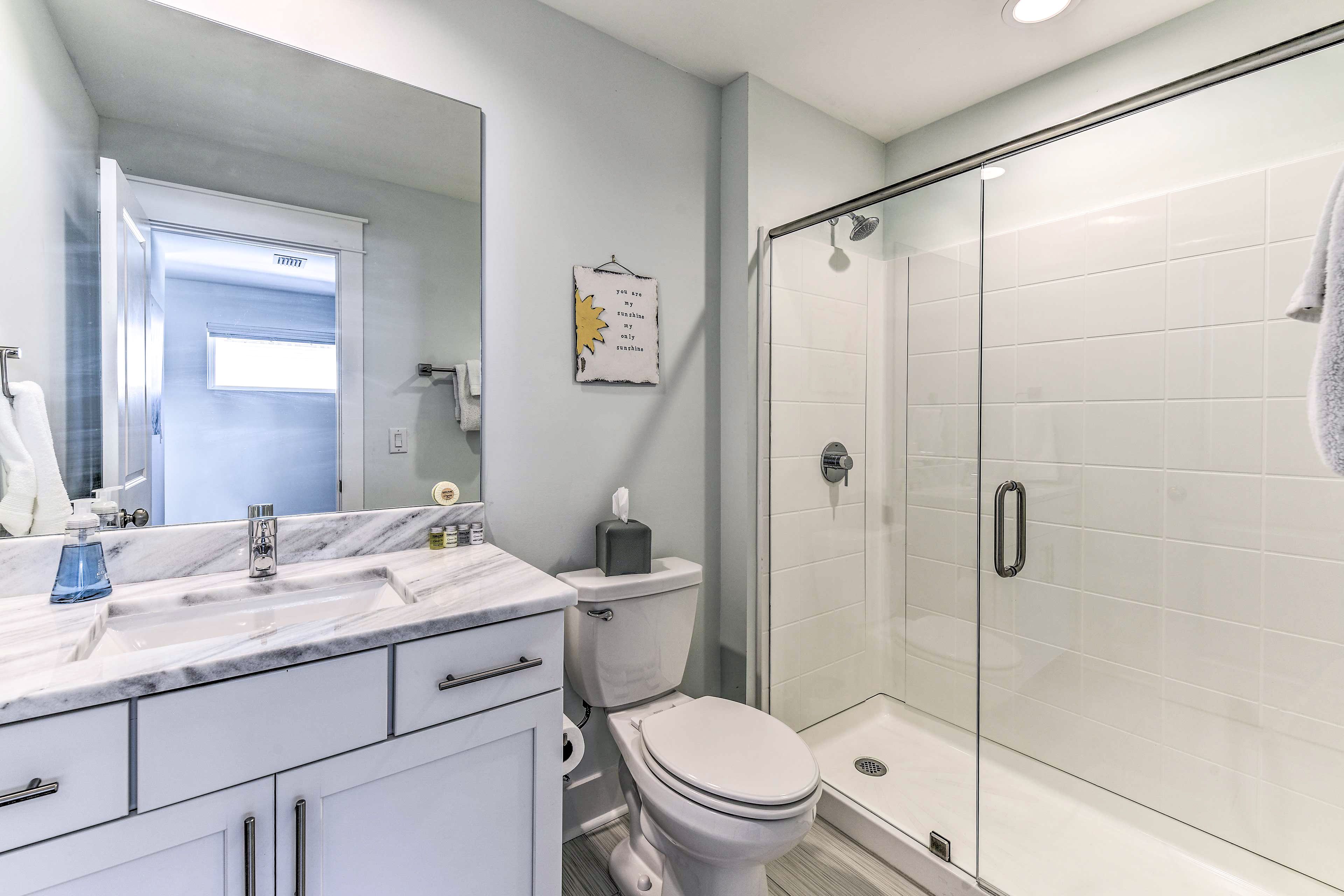 Full Bathroom | 2nd Level