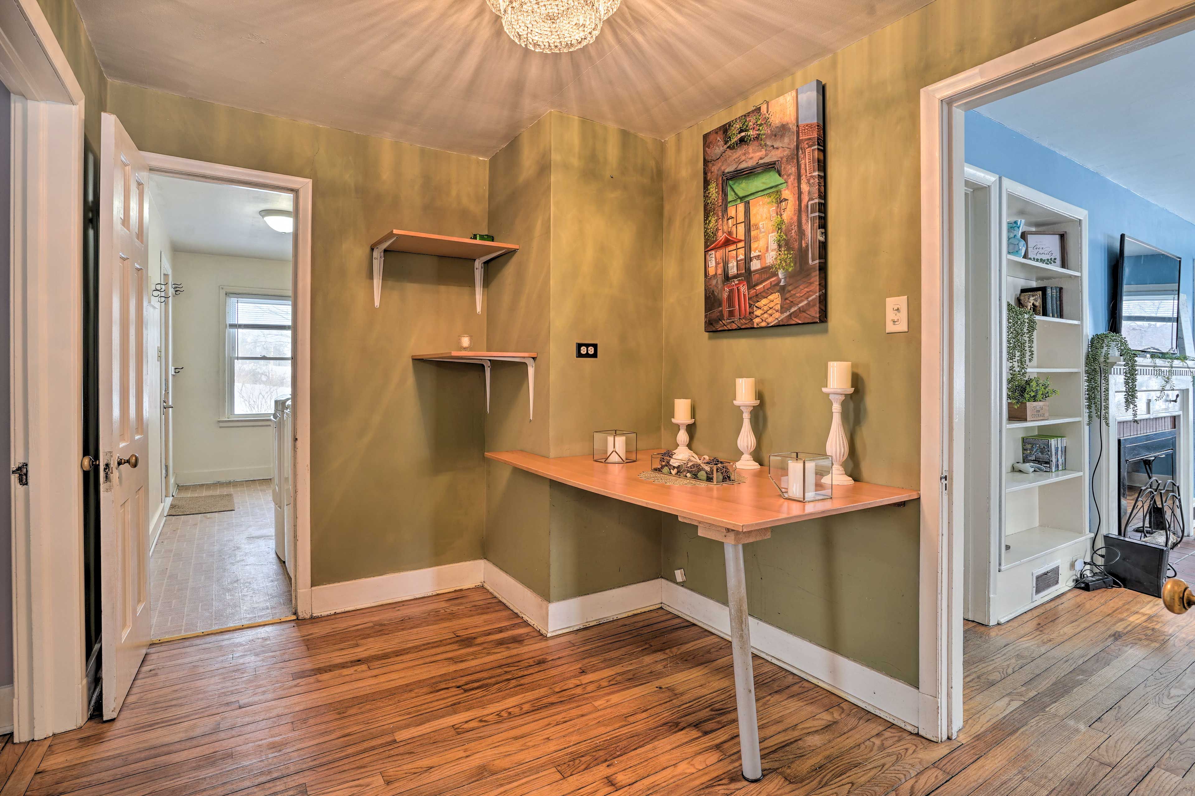 Dining Nook/Office Area | 1st Floor