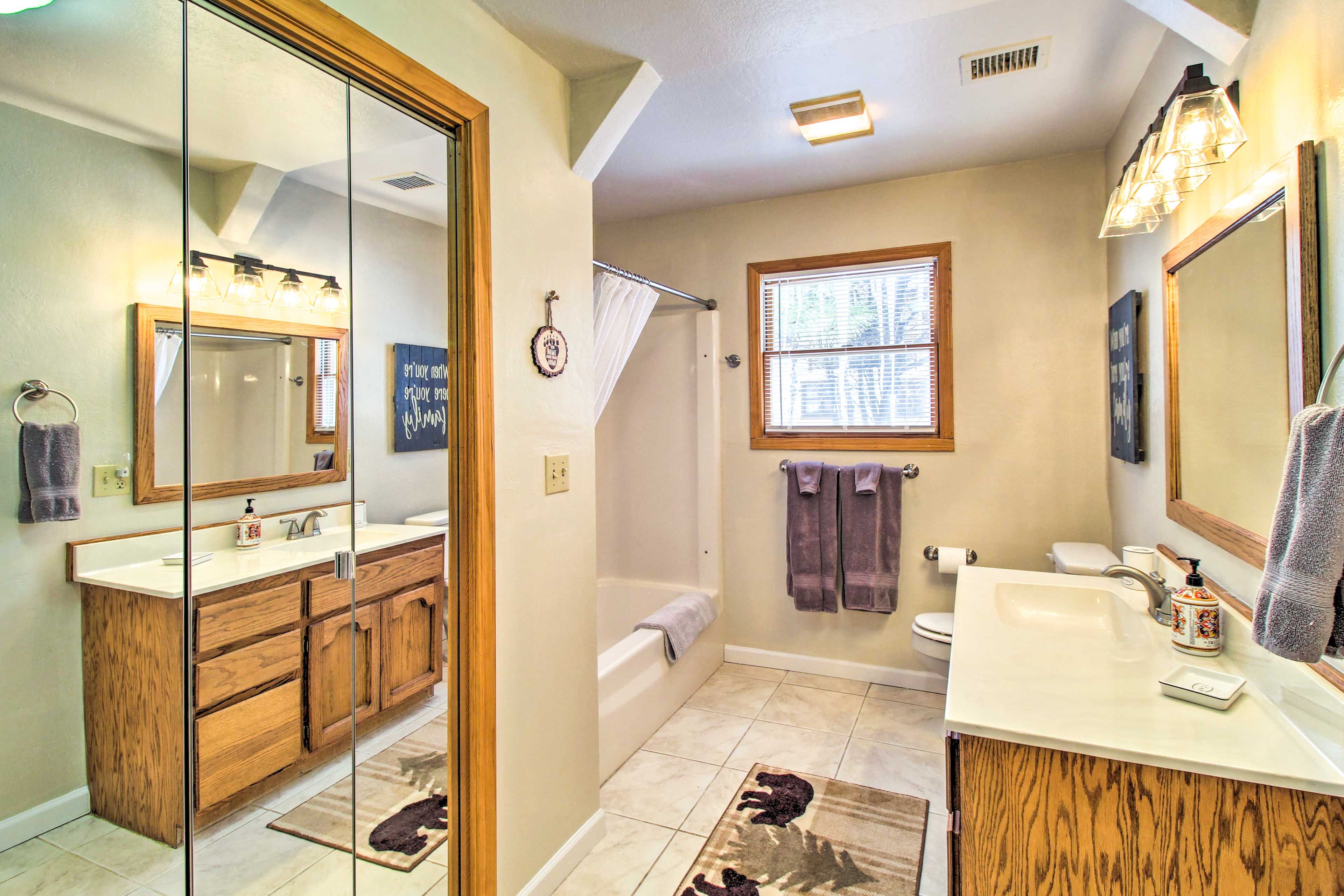 Full Bathroom | Hair Dryer | Iron & Board