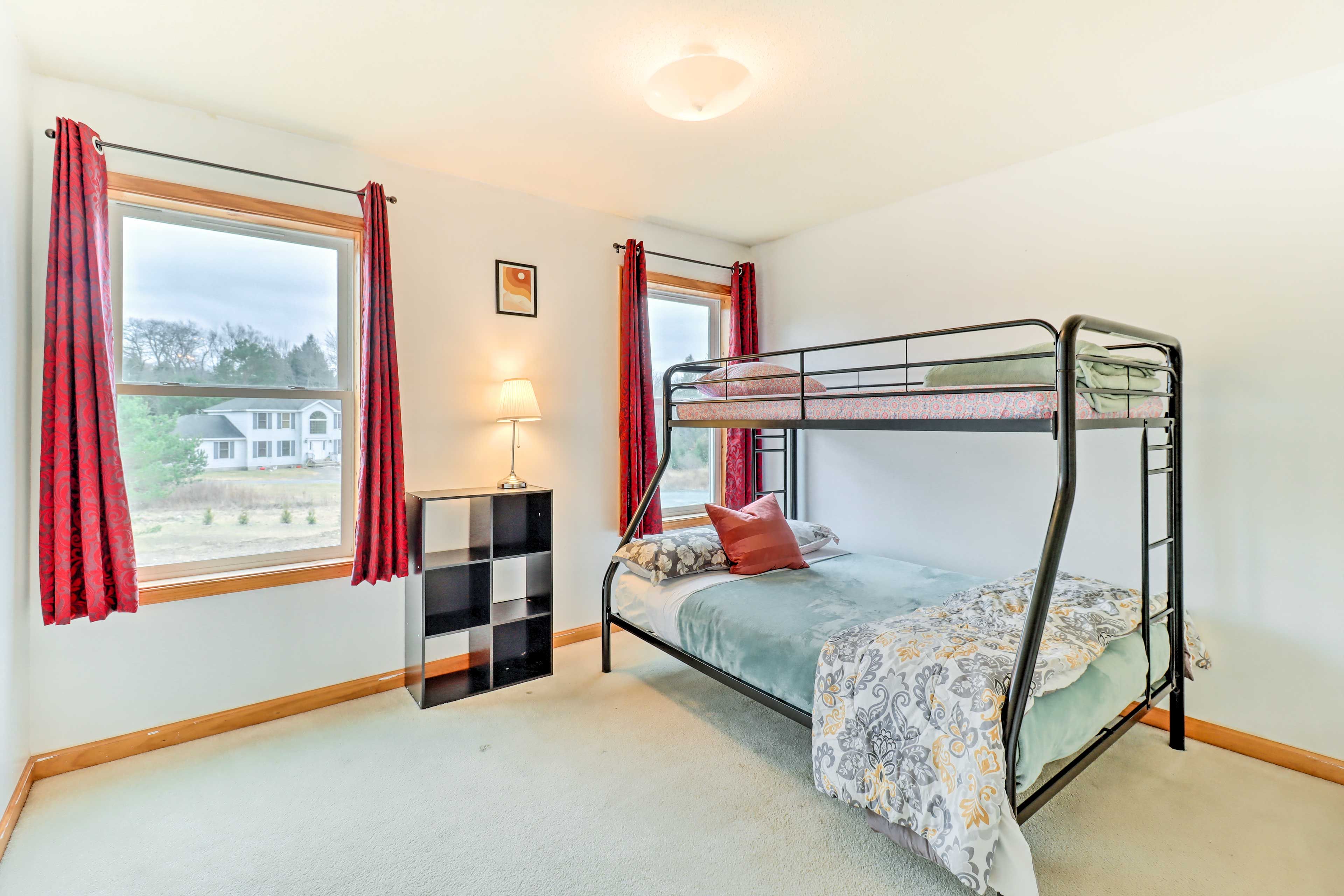 Bedroom 4 | Upper Level | Twin/Full Bunk Bed